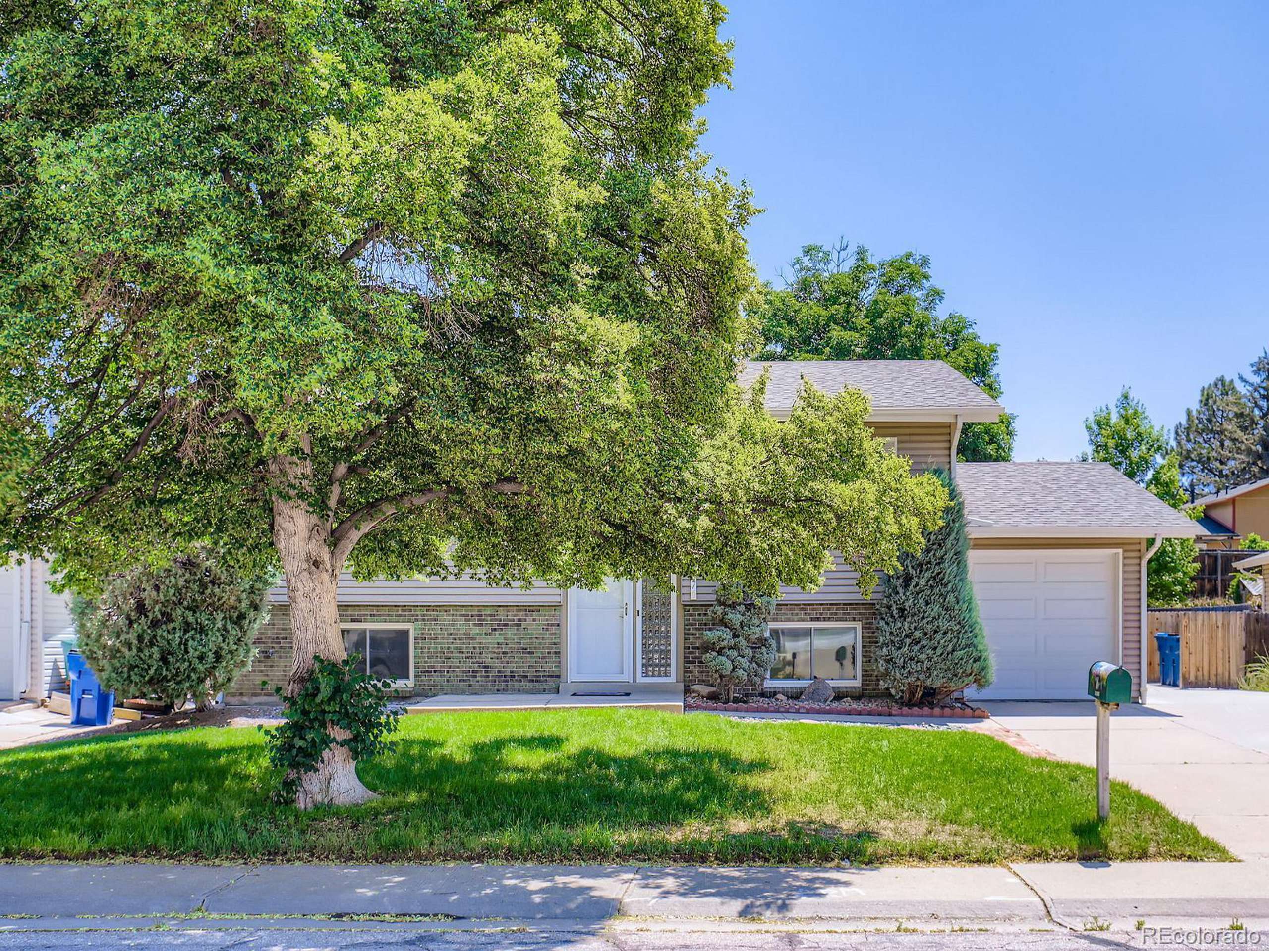 Aurora, CO 80012,1576 S Ursula Ct
