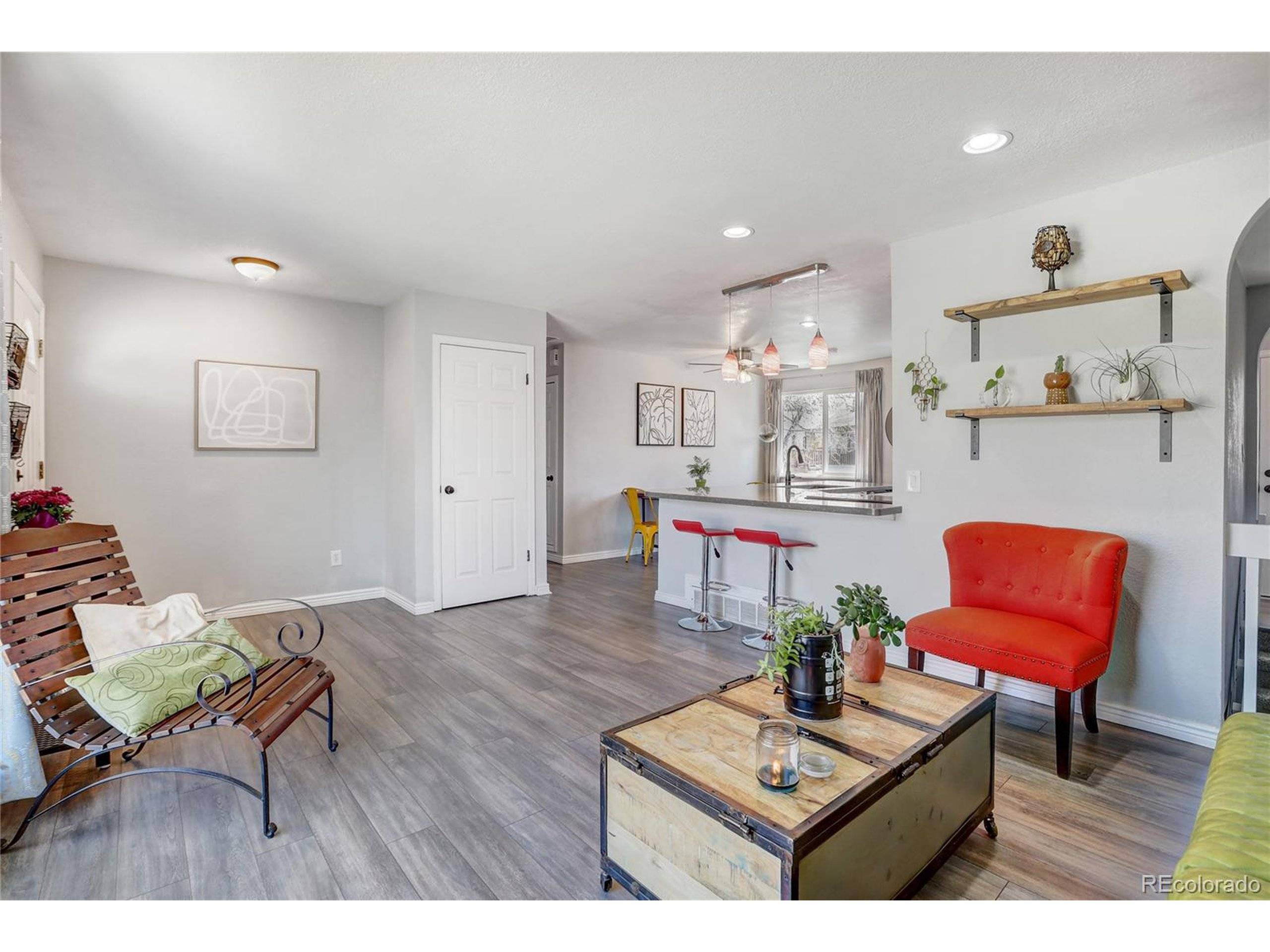 Arvada, CO 80004,6516 Estes St