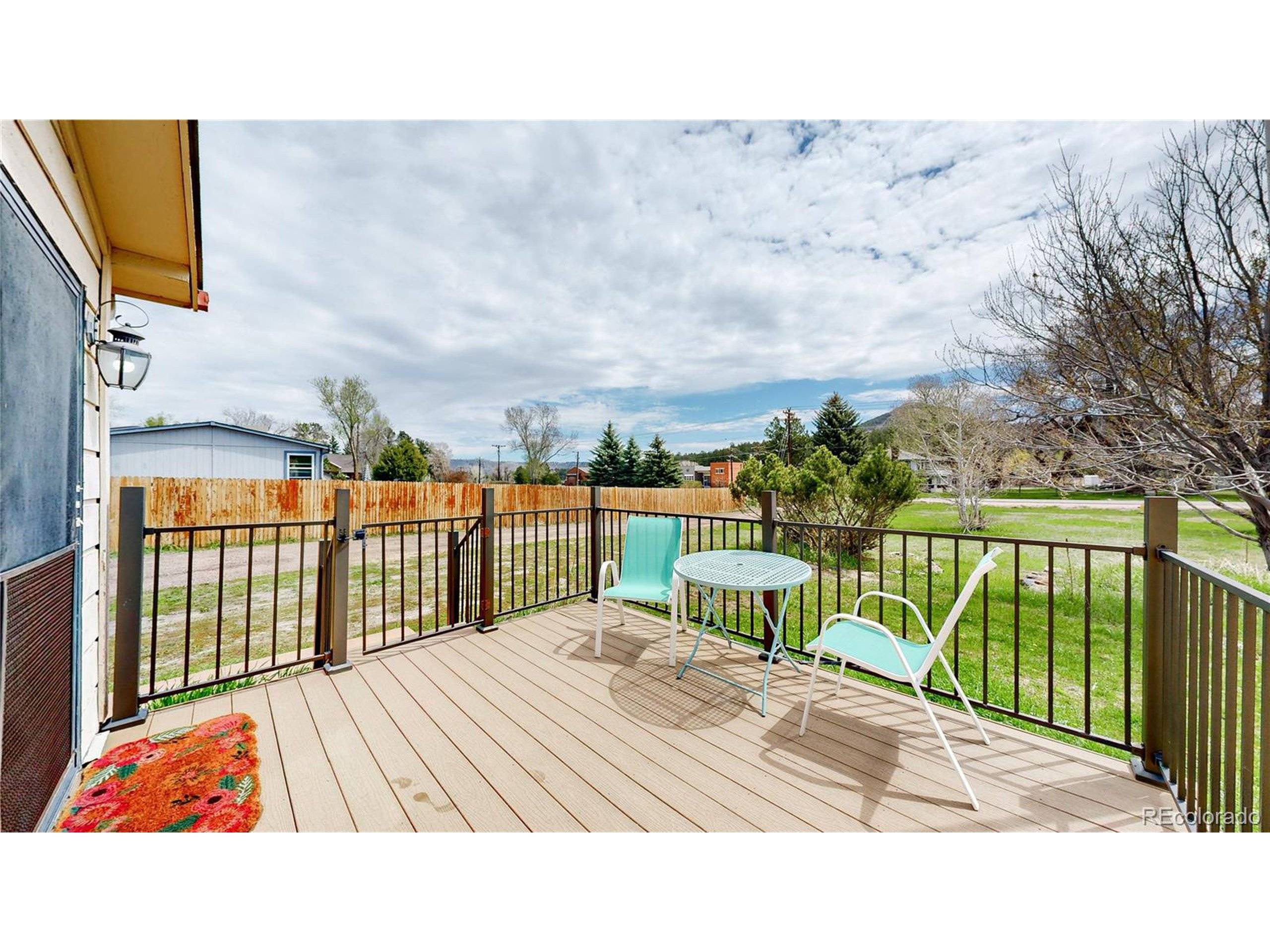 Larkspur, CO 80118,9485 Spruce Mountain Rd