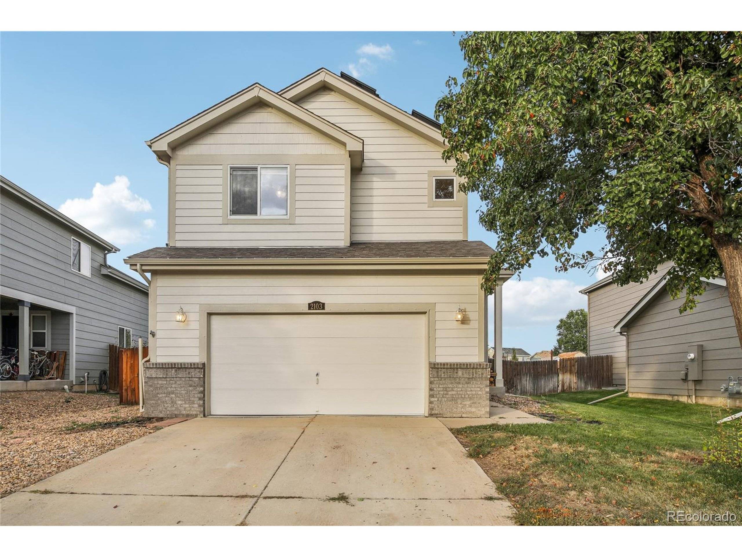 Milliken, CO 80543,2103 Village Dr