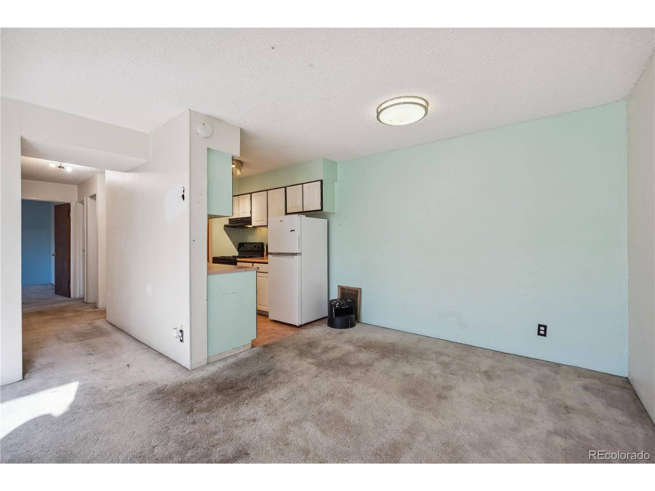 Denver, CO 80237,7455 E Quincy Ave #204