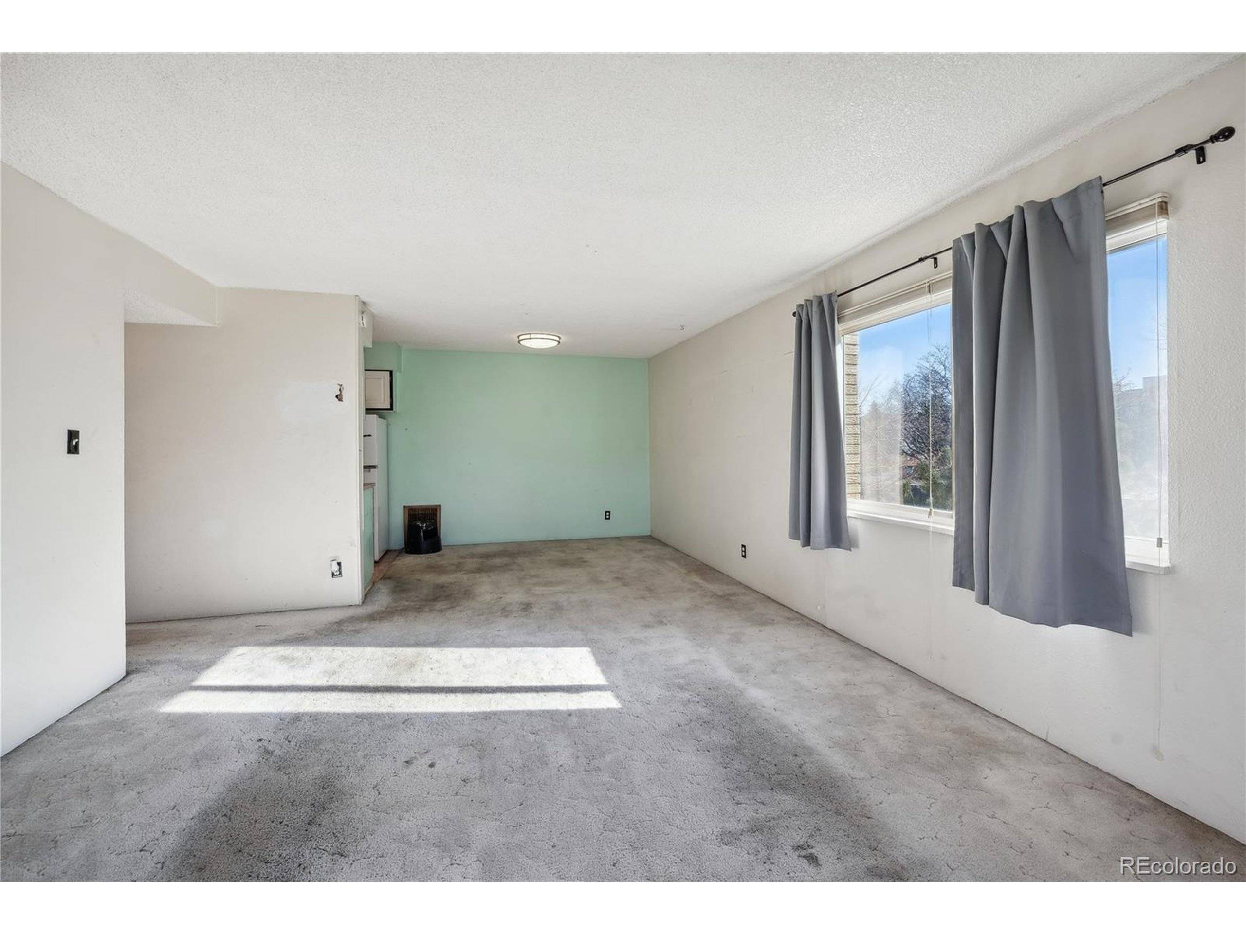 Denver, CO 80237,7455 E Quincy Ave #204