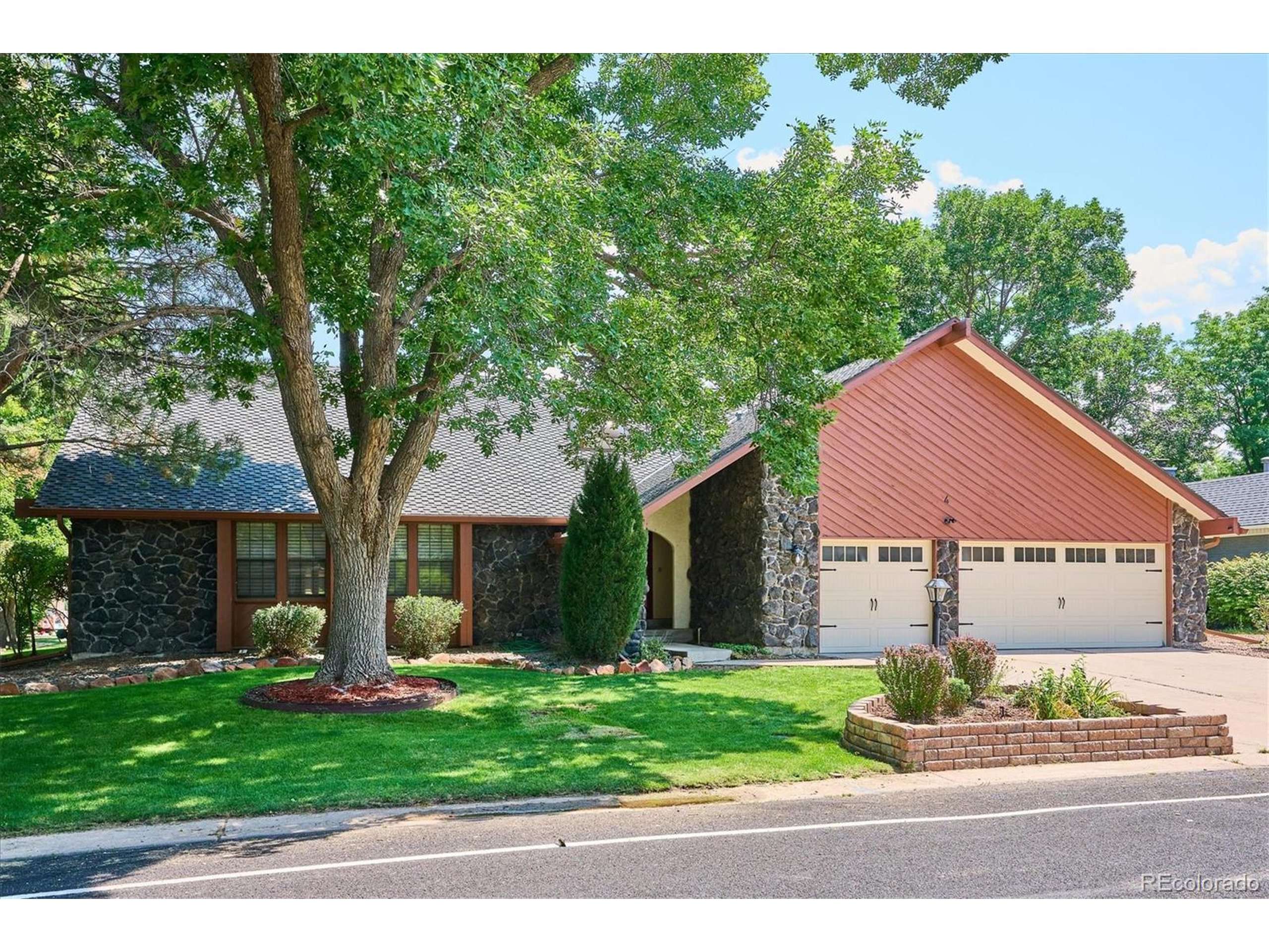 Littleton, CO 80123,4 Village Ct