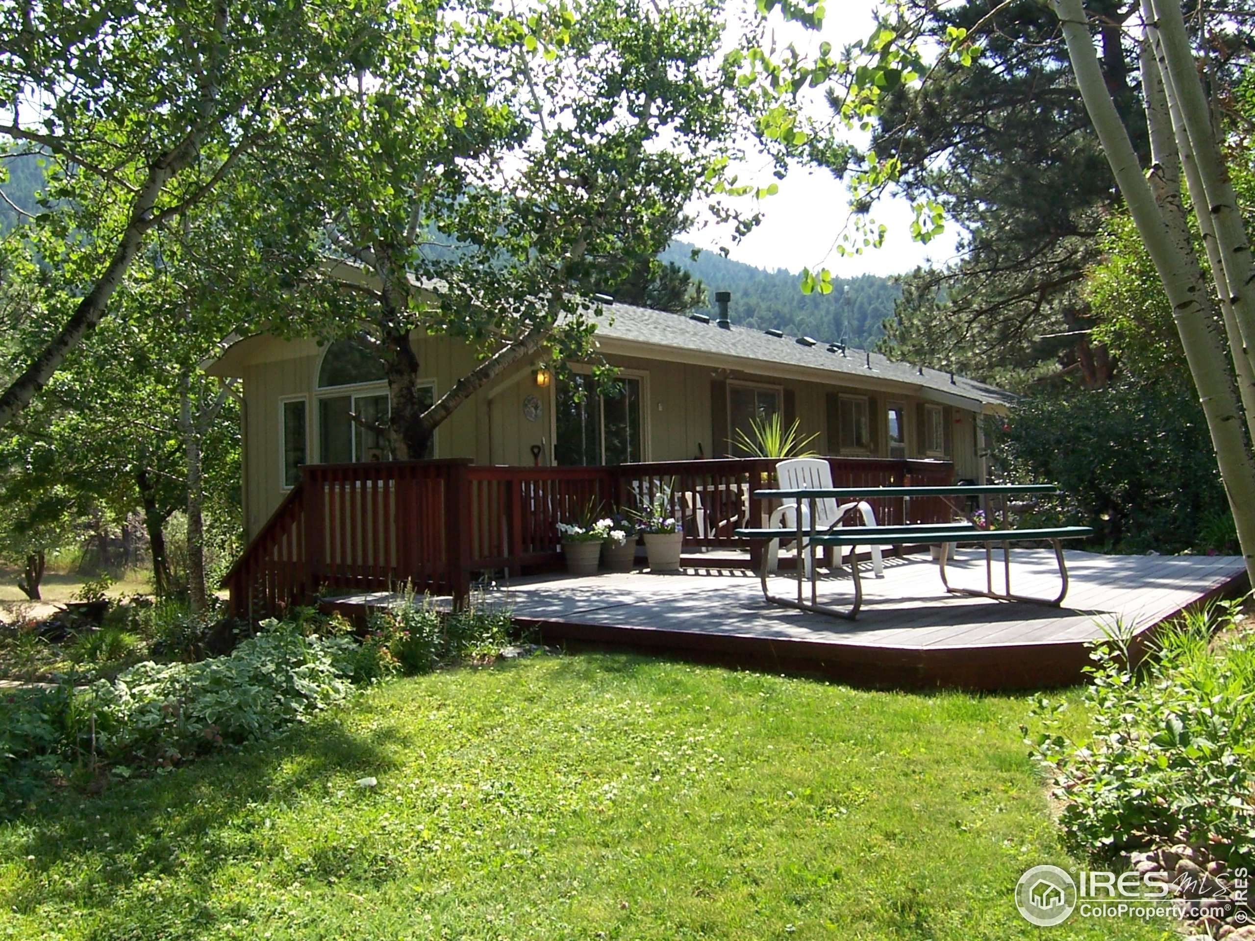Nederland, CO 80466,2762 Magnolia Dr
