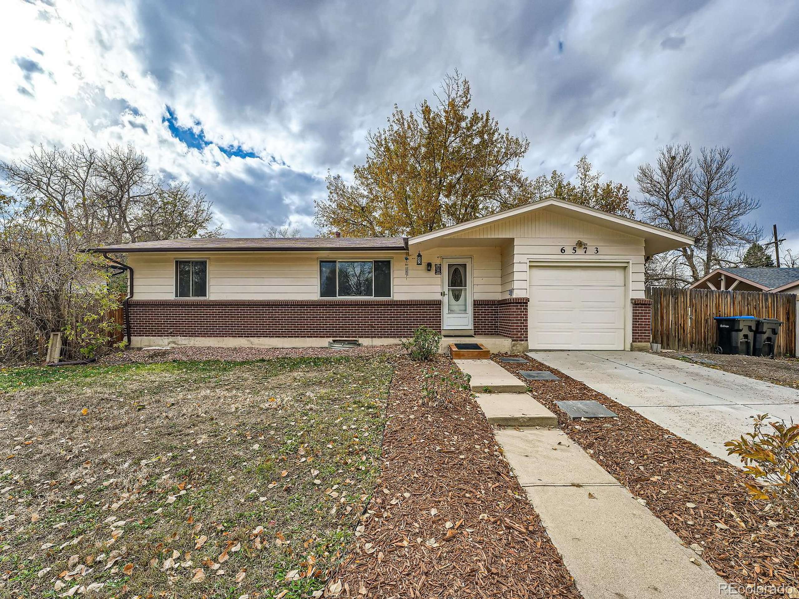 Arvada, CO 80004,6573 Iris St