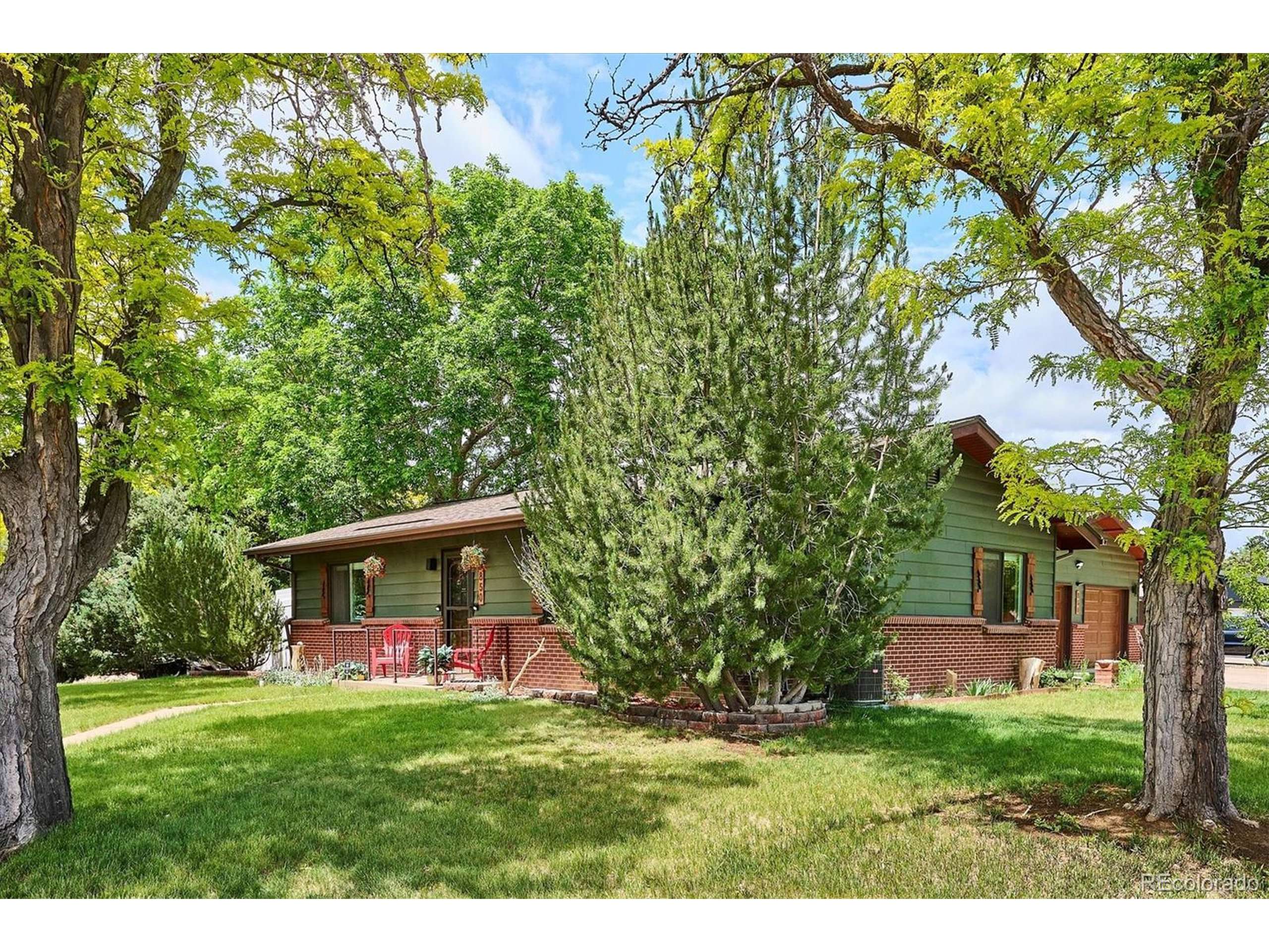 Aurora, CO 80011,850 Idalia Cir