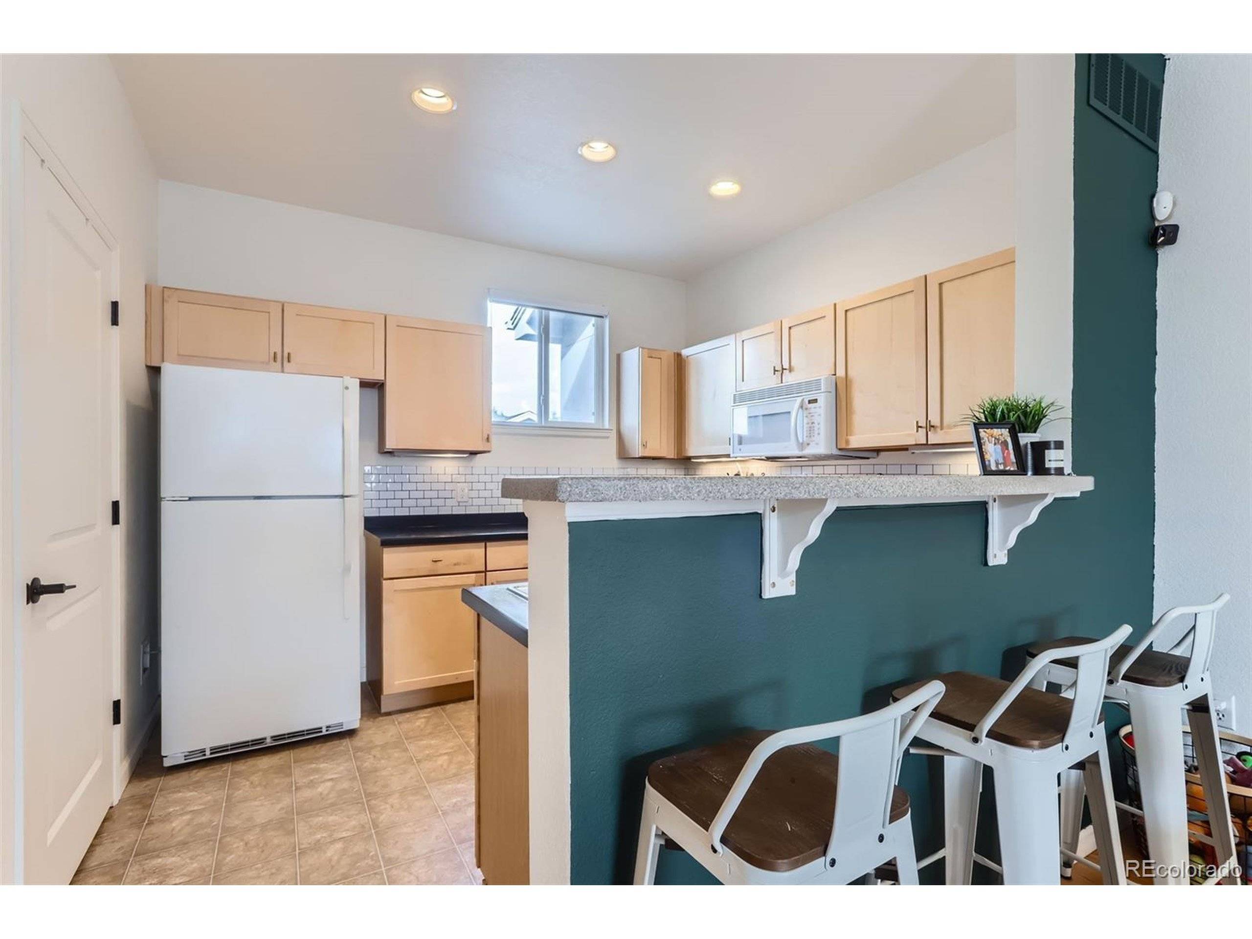 Denver, CO 80230,85 Uinta Way #702