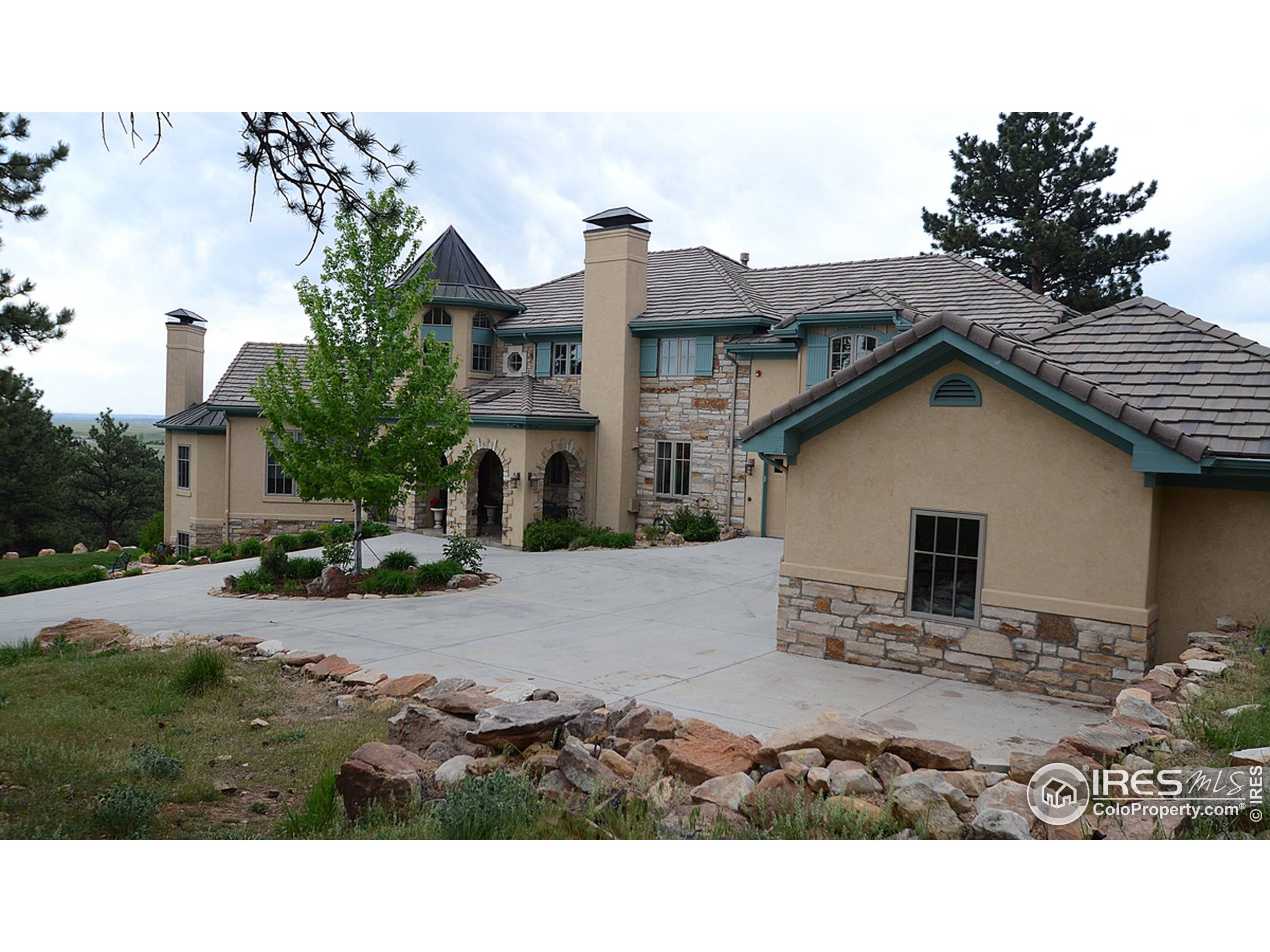 Boulder, CO 80302,2967 FOOTHILLS RANCH Dr