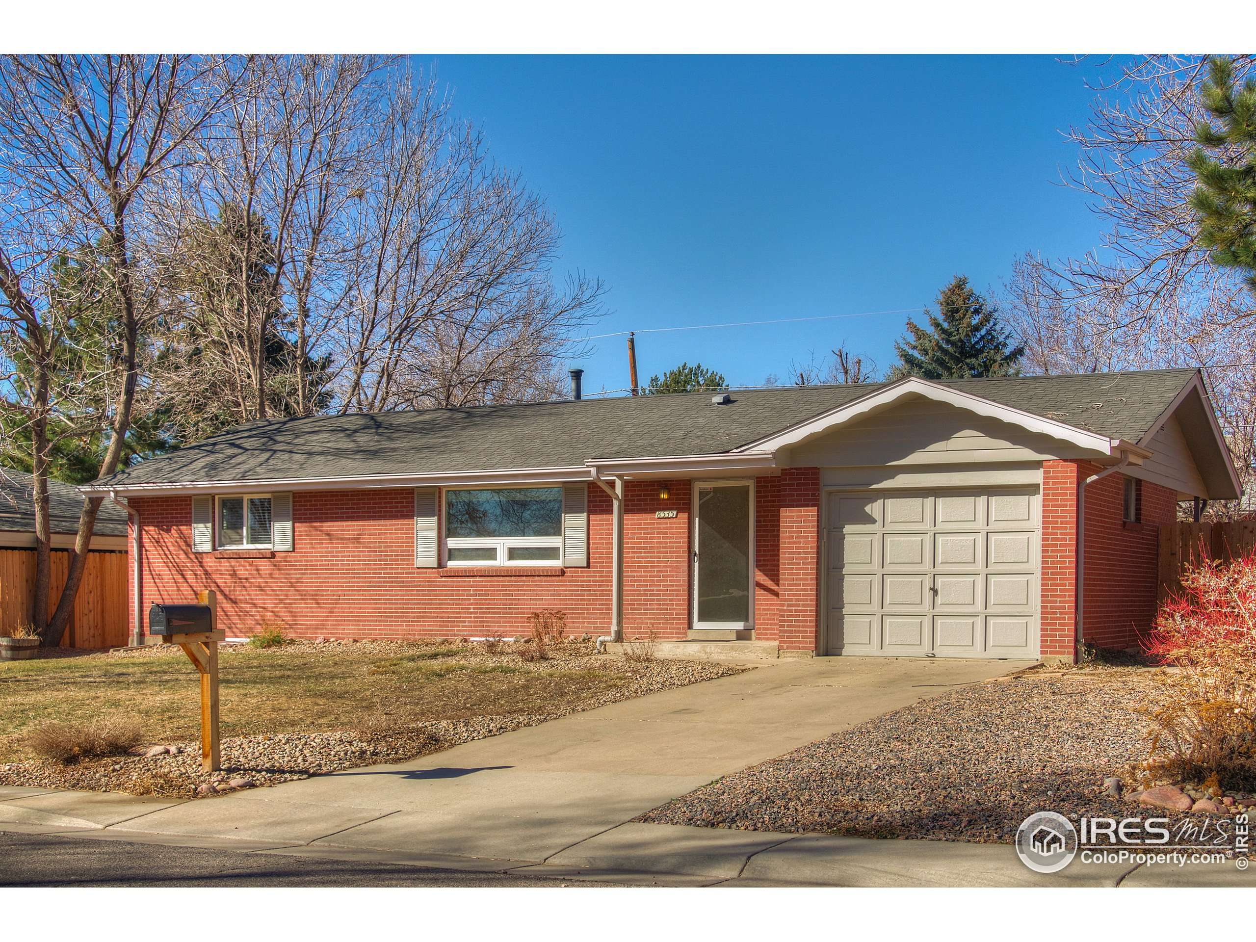 Arvada, CO 80003,8535 Depew St