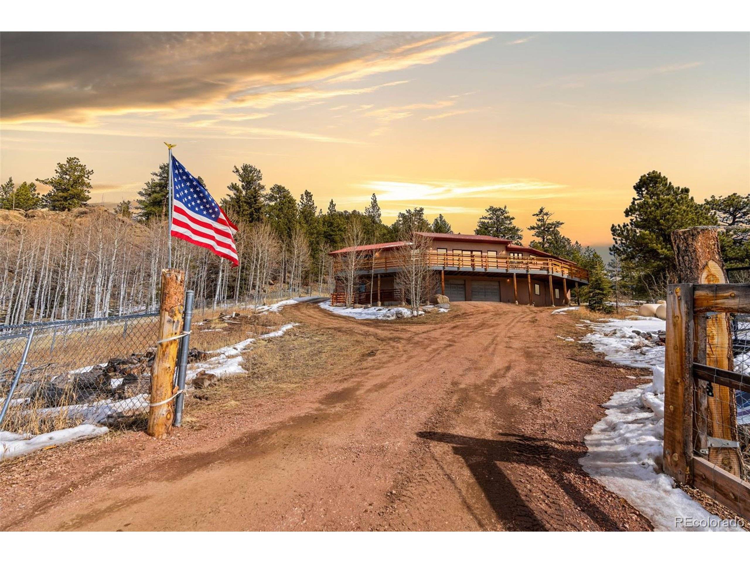 Guffey, CO 80820,57 Angel Wings