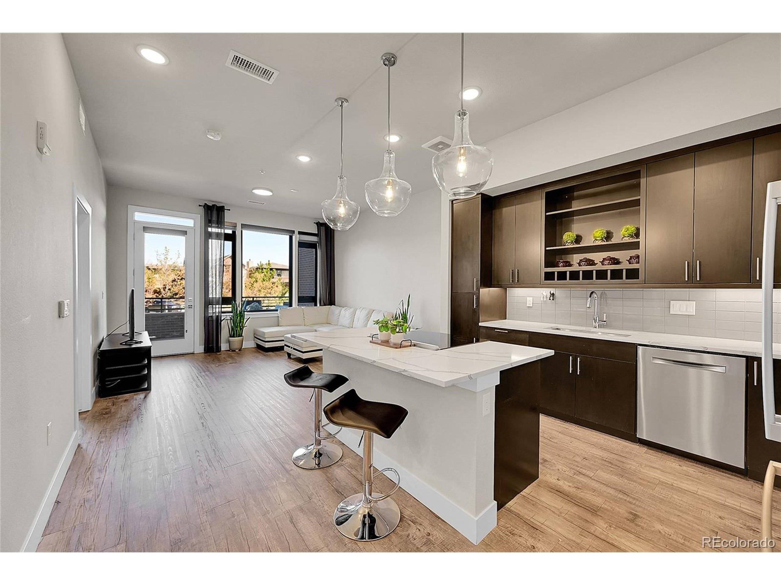 Denver, CO 80230,6619 E Lowry Blvd #112