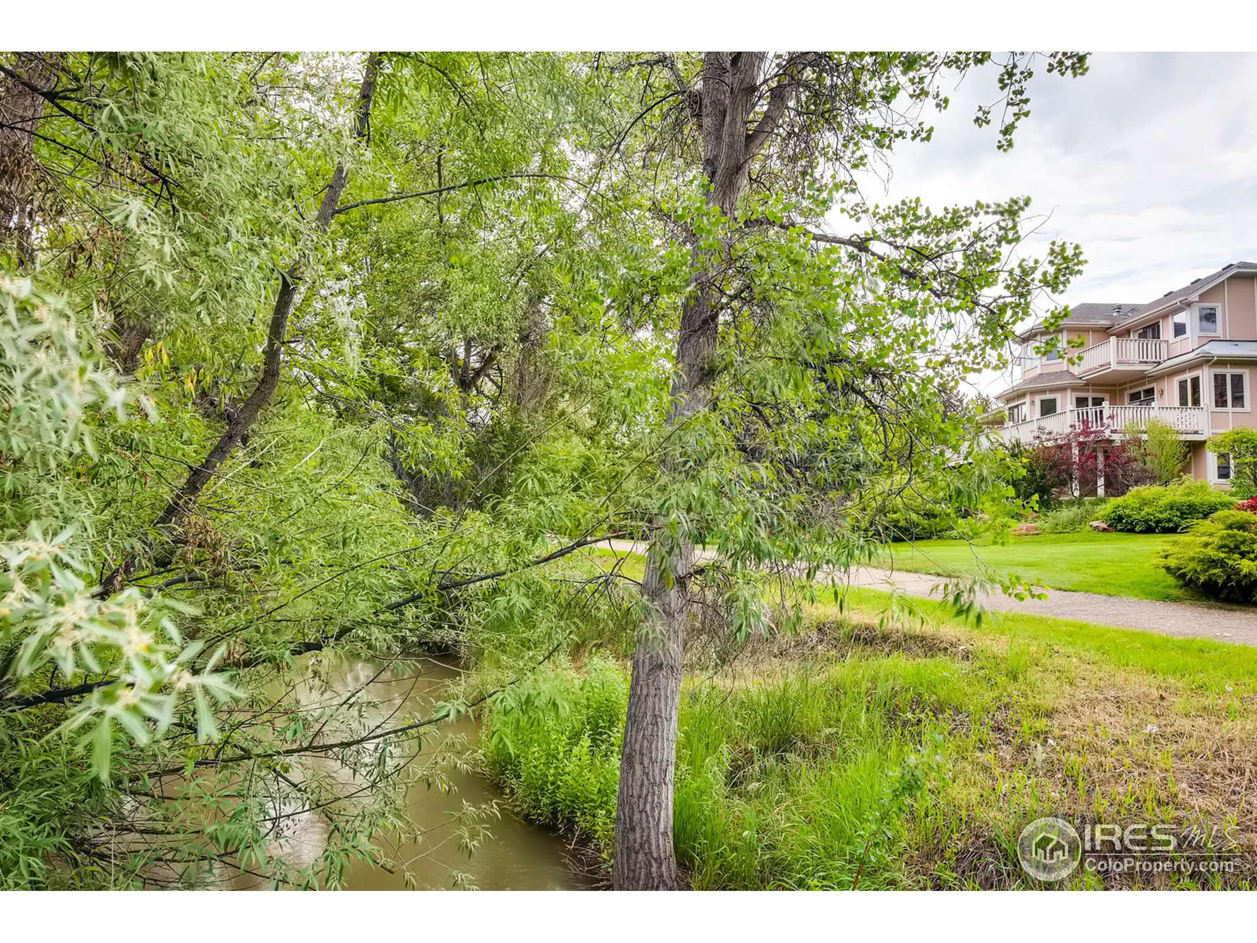 Niwot, CO 80503,8475 Greenwood Dr