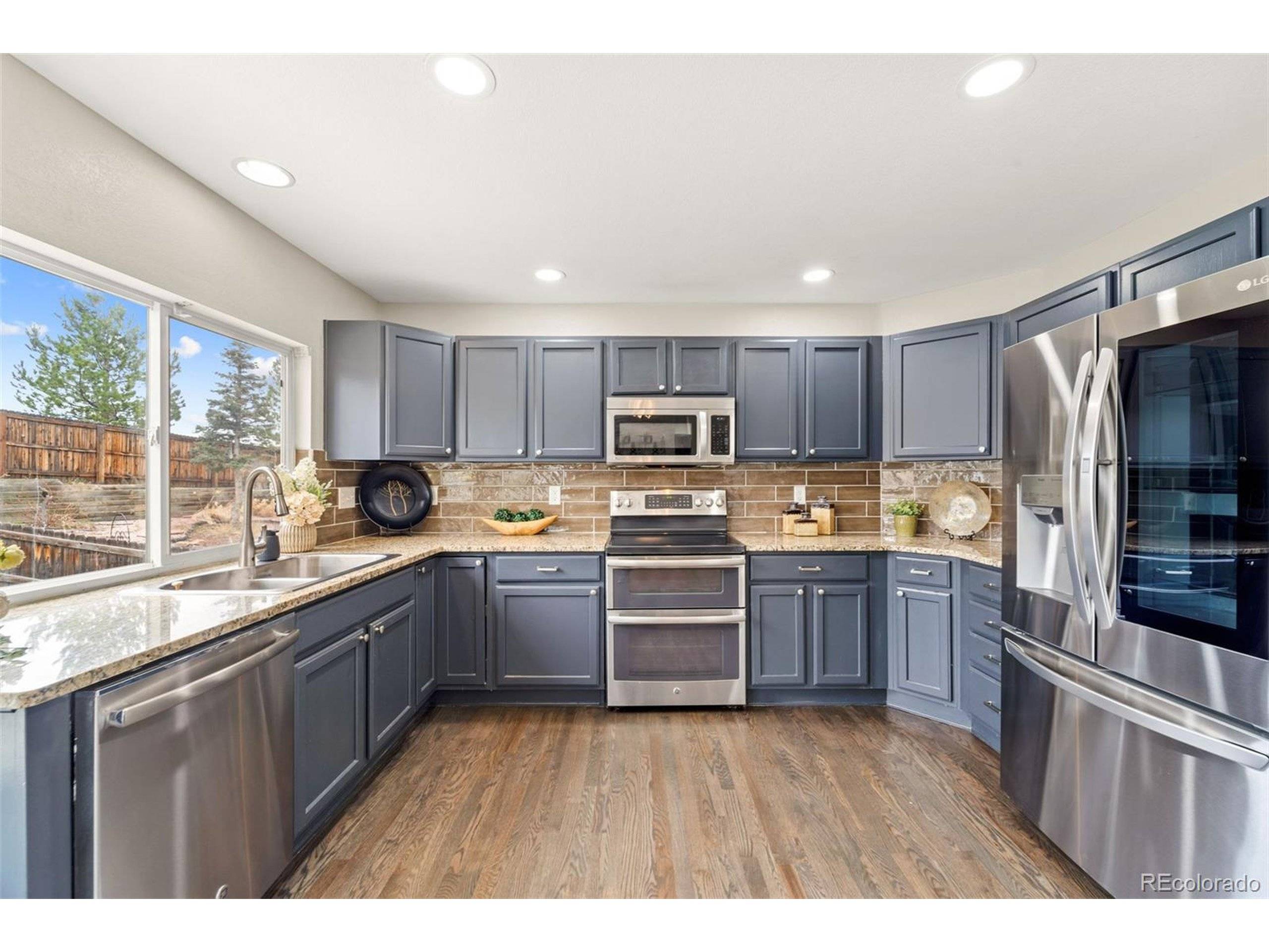 Castle Pines, CO 80108,1232 Berganot Trl