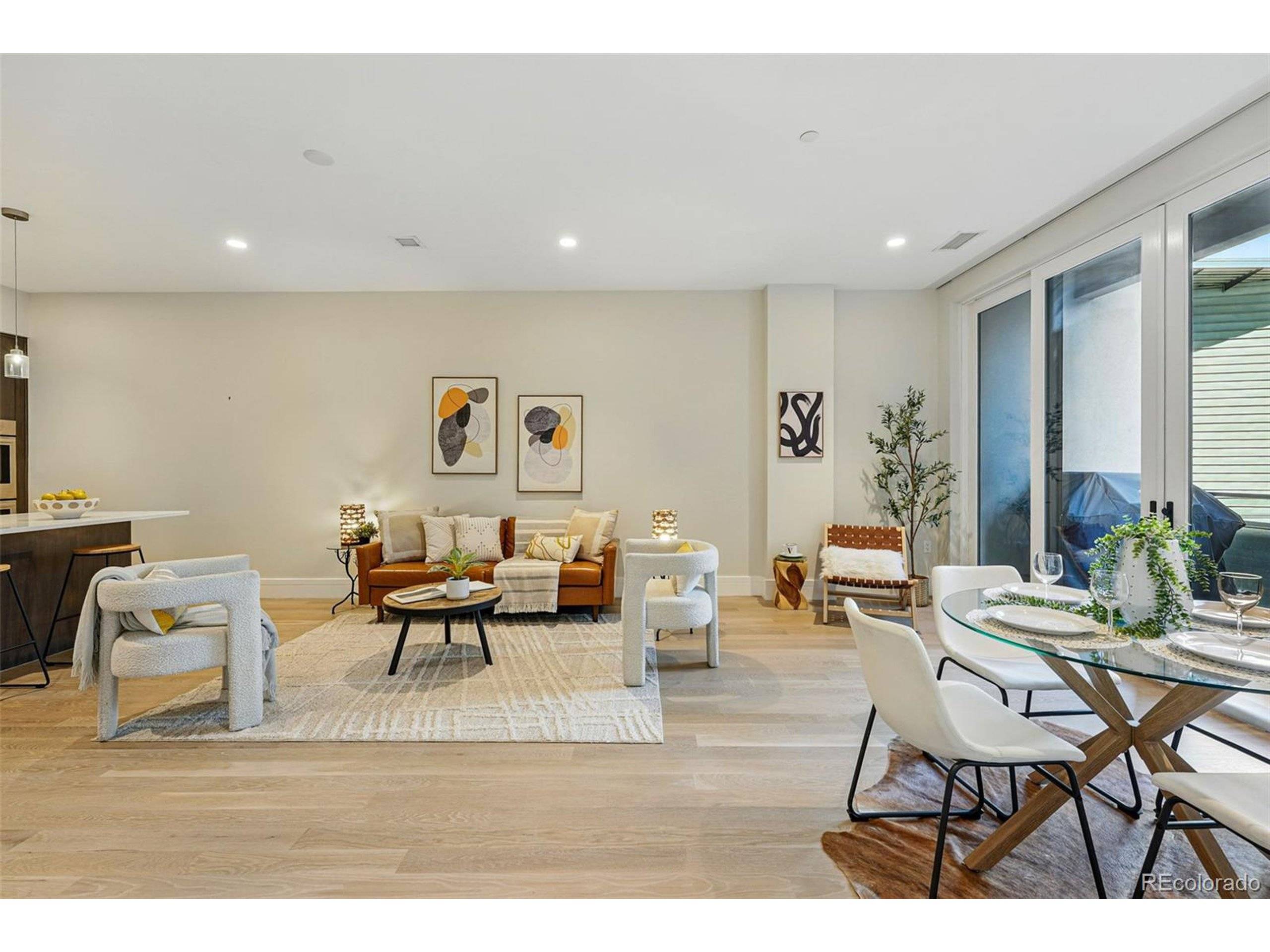Denver, CO 80206,250 Columbine St #310