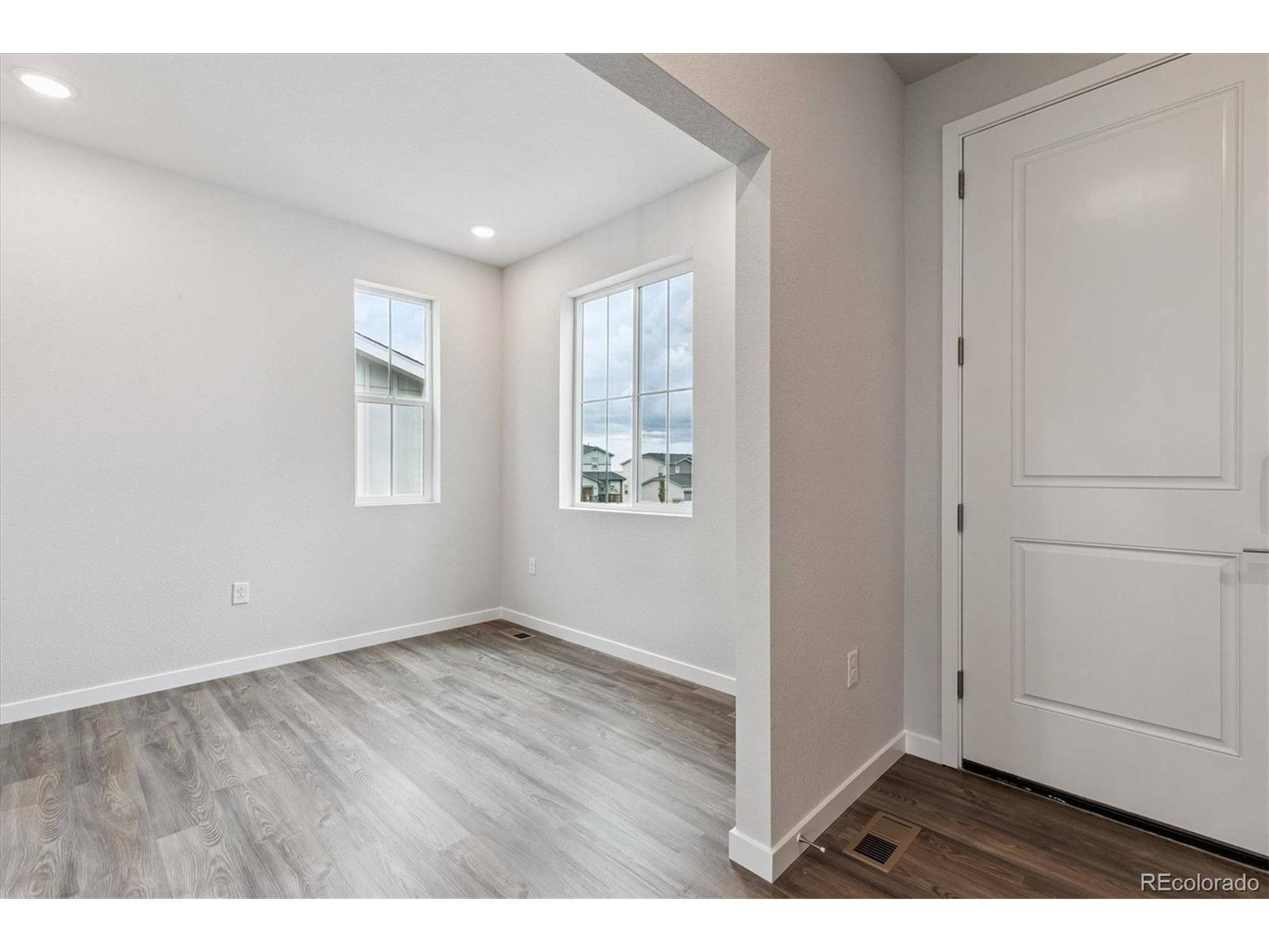 Elizabeth, CO 80107,4325 Gozzer Ranch Dr