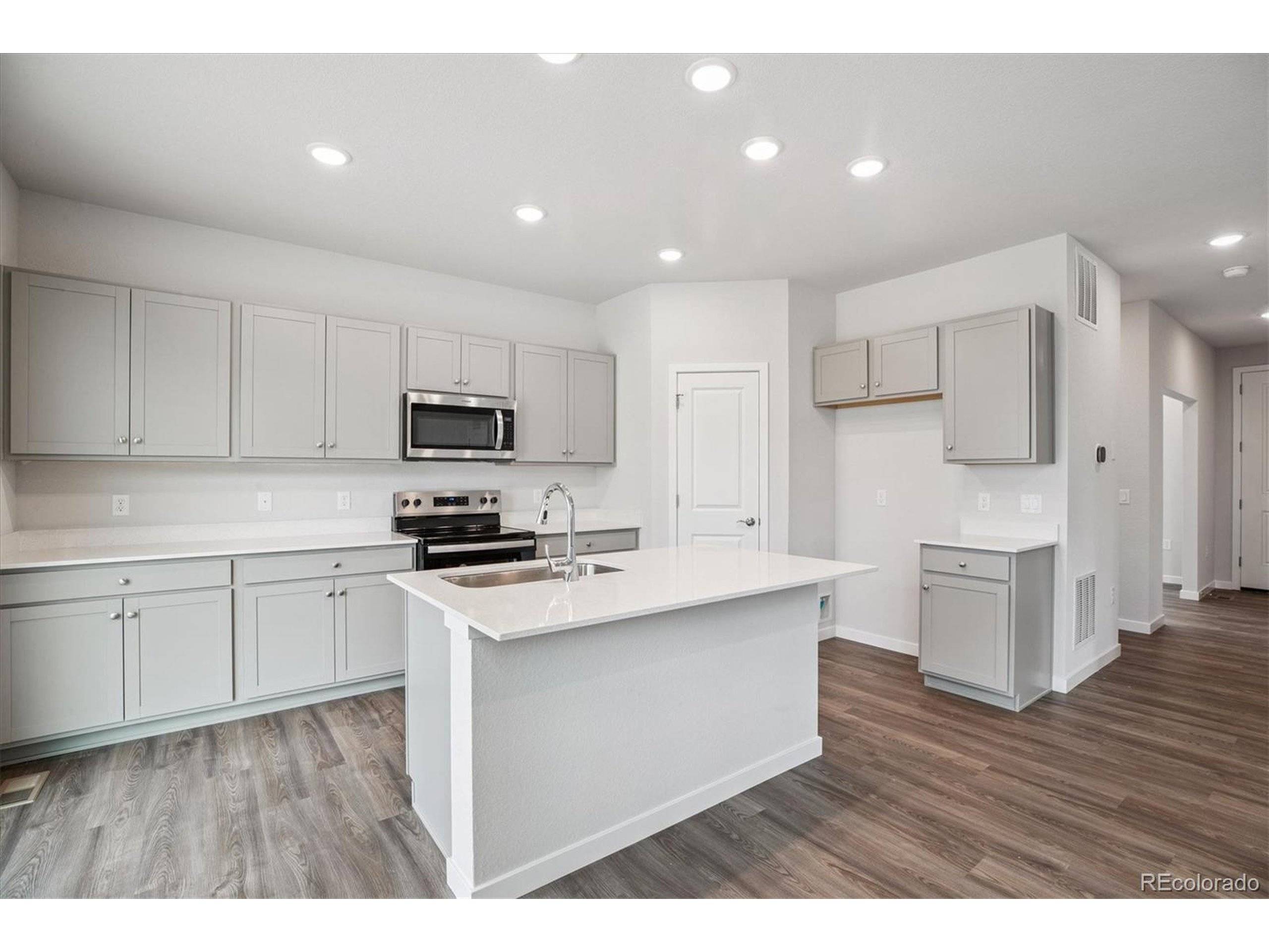 Elizabeth, CO 80107,4325 Gozzer Ranch Dr