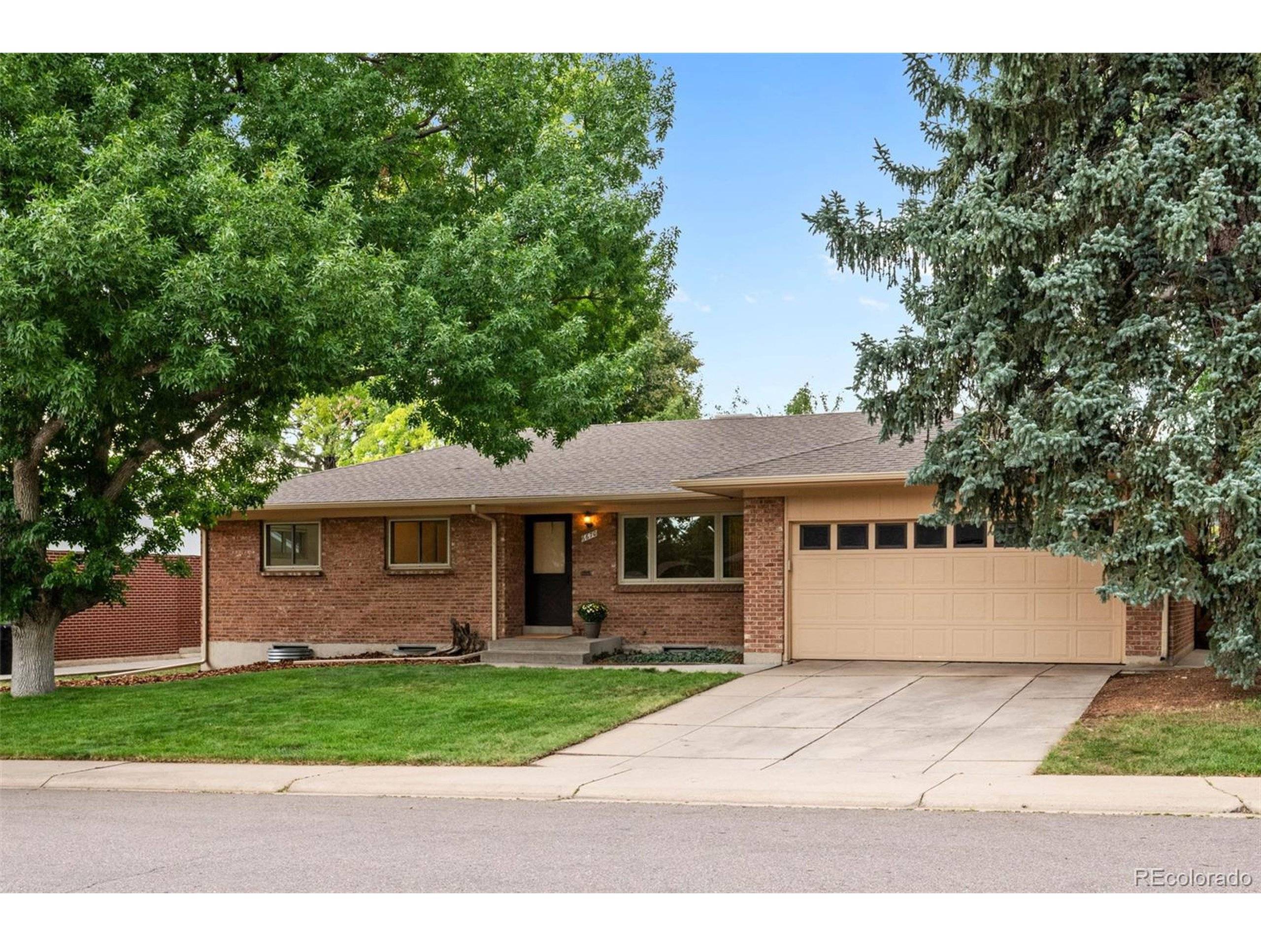 Denver, CO 80224,6670 E Bethany Pl