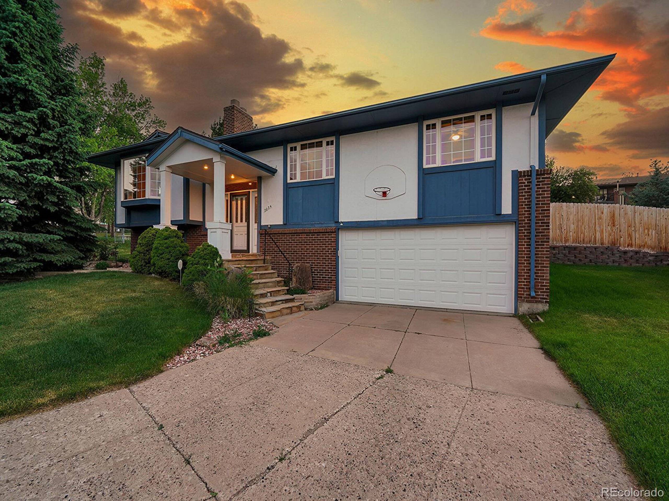 Lakewood, CO 80228,2034 S Xenon Ct