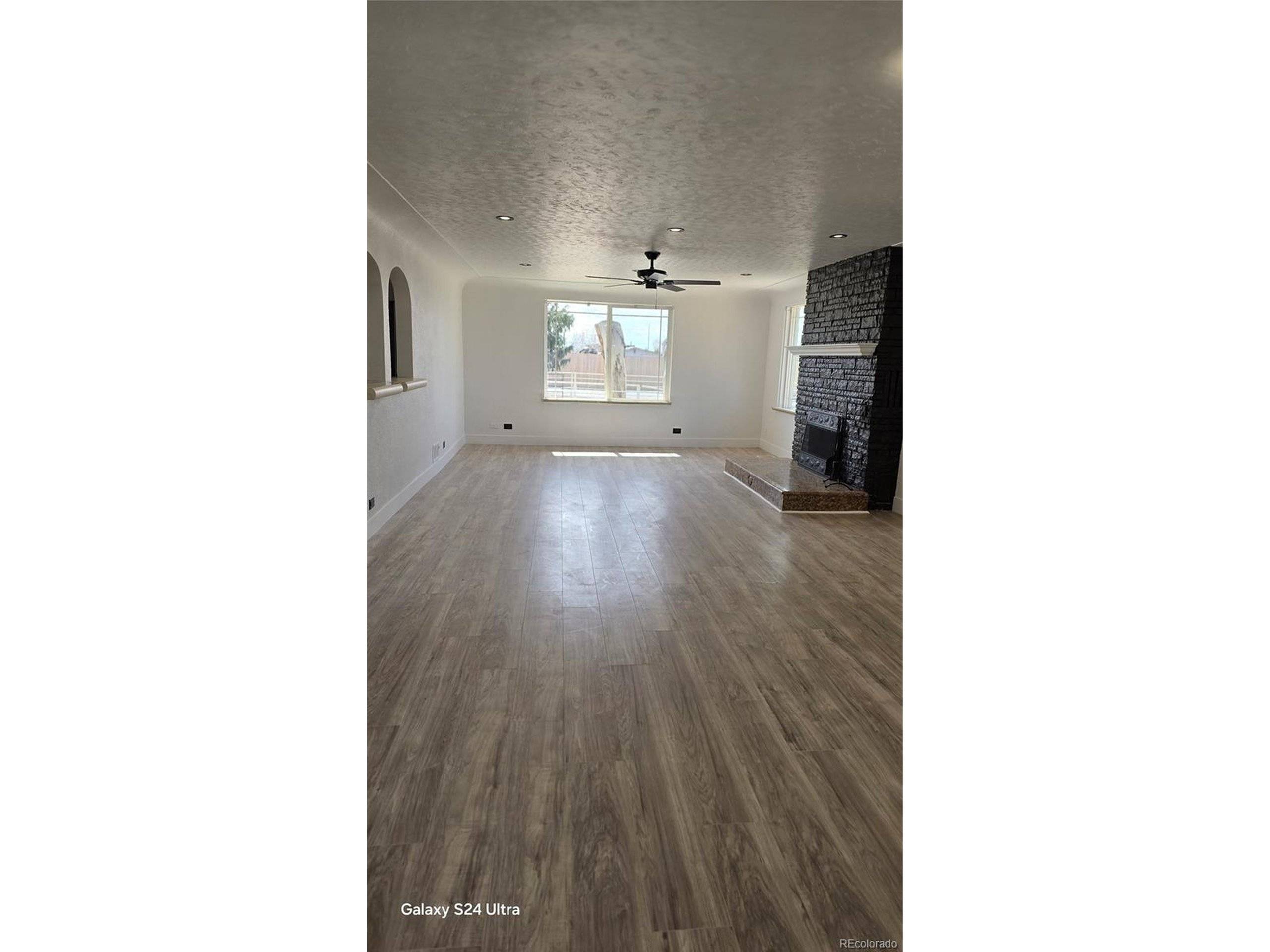 Aurora, CO 80011,15600 E 33rd Pl