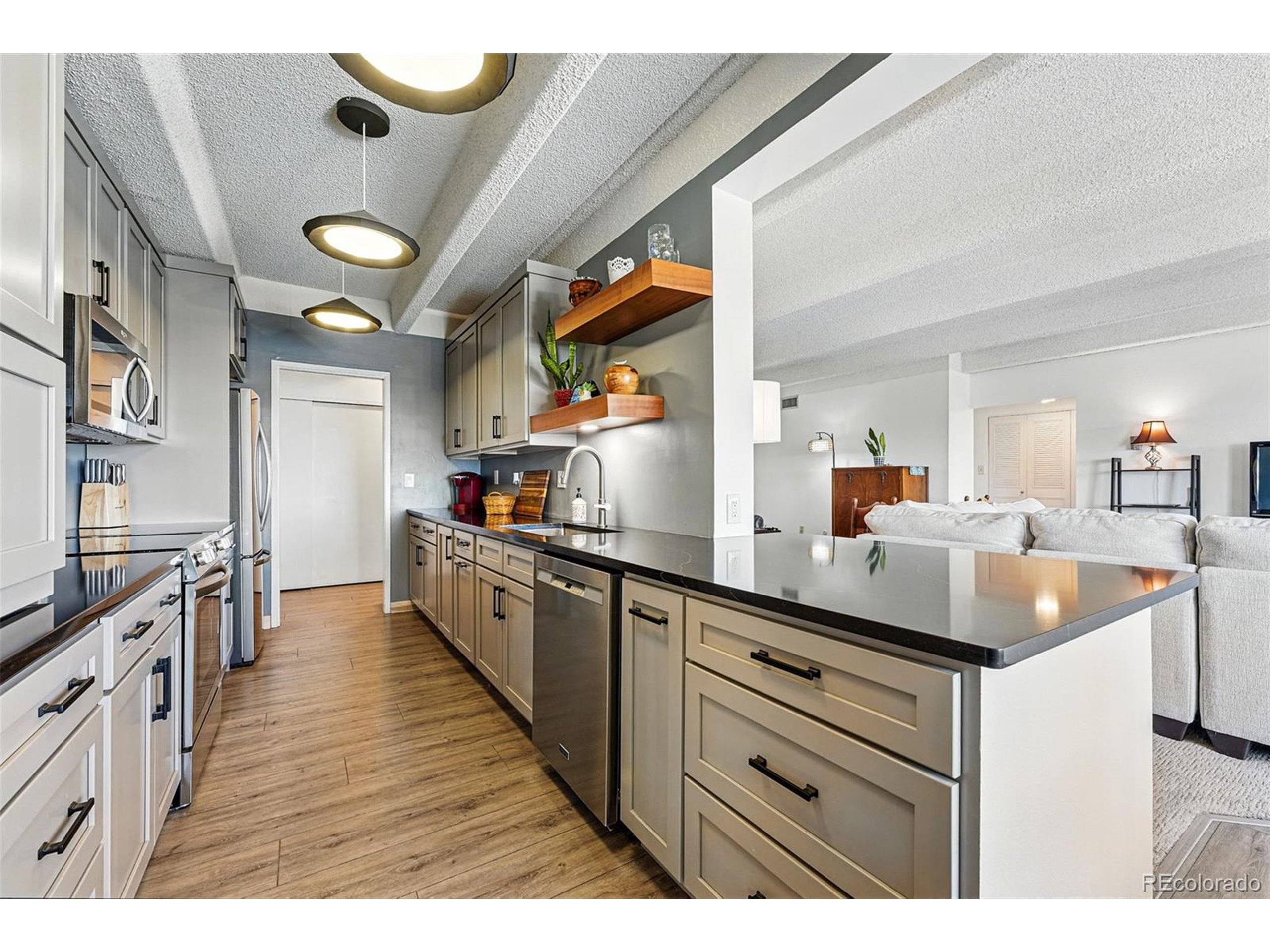 Denver, CO 80247,7877 E Mississippi Ave #1008