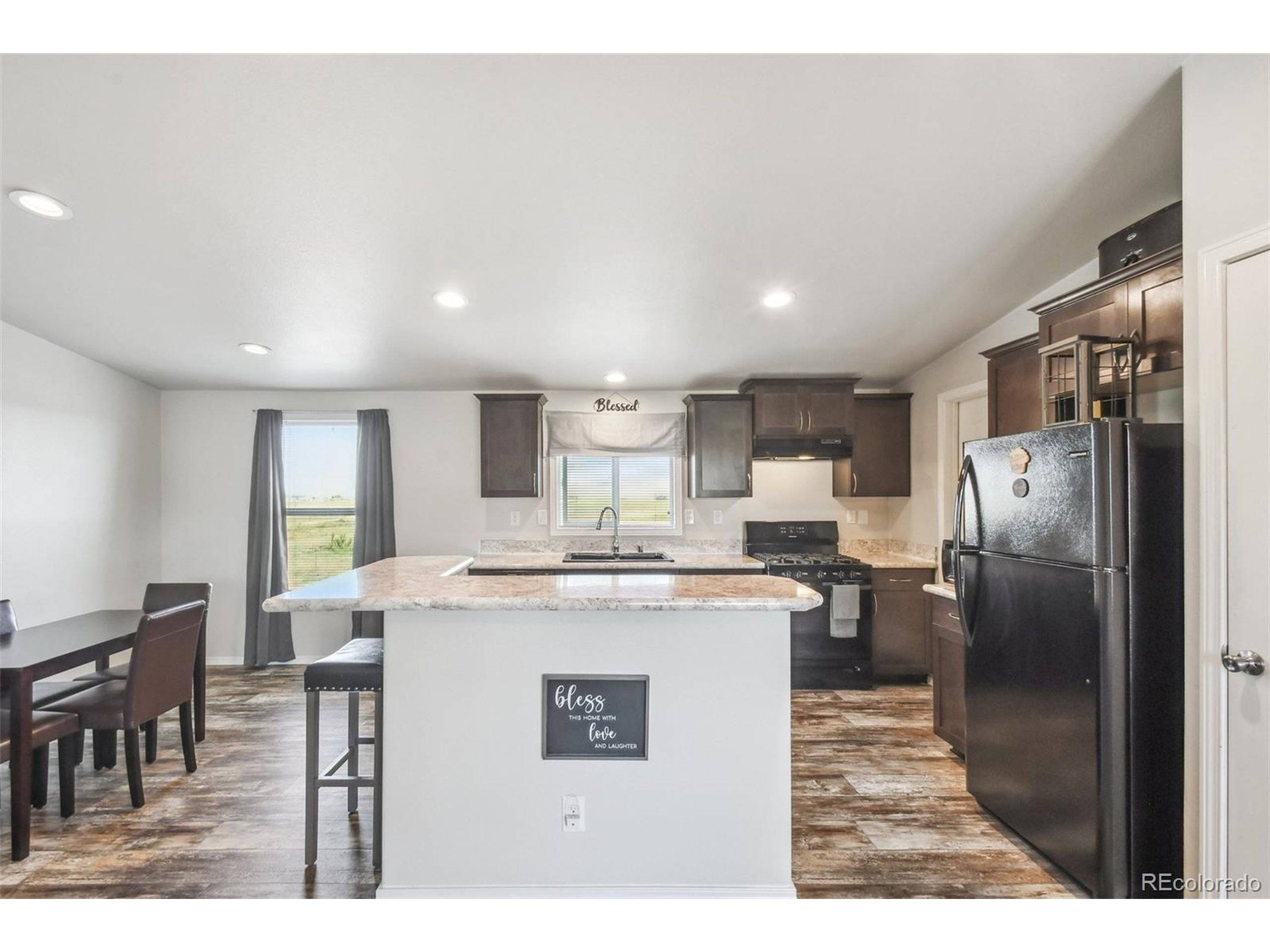 Agate, CO 80101,38407 Lake St