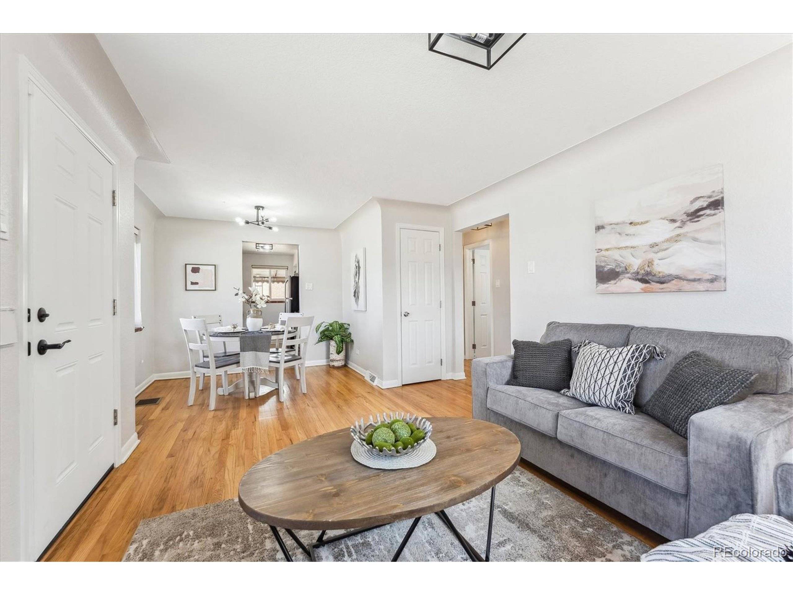 Denver, CO 80207,3258 Niagara St