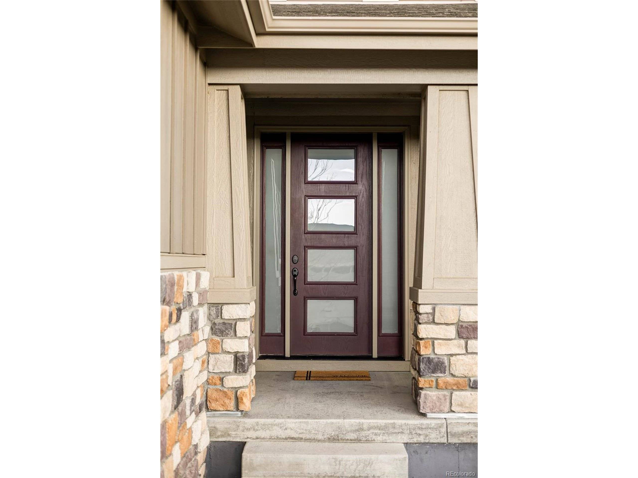 Aurora, CO 80016,27500 E Lakeview Dr