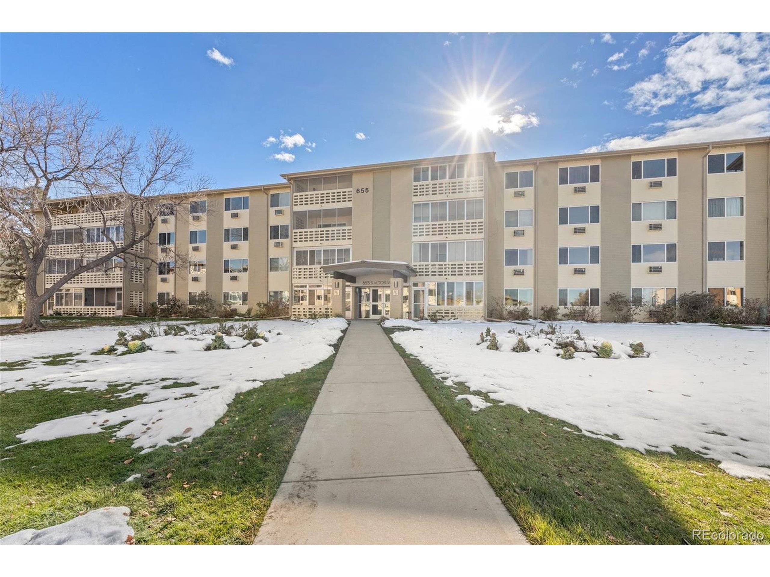 Denver, CO 80247,655 S Alton Way #5A