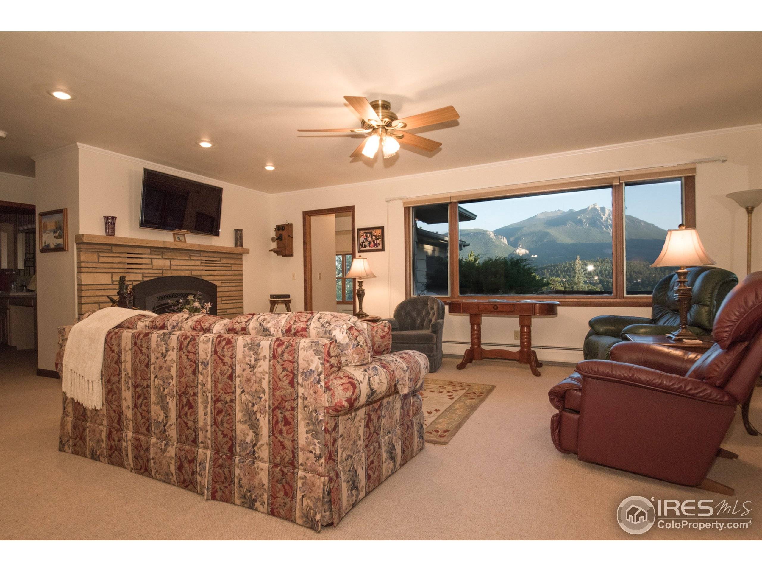 Estes Park, CO 80517,641 Longs Dr