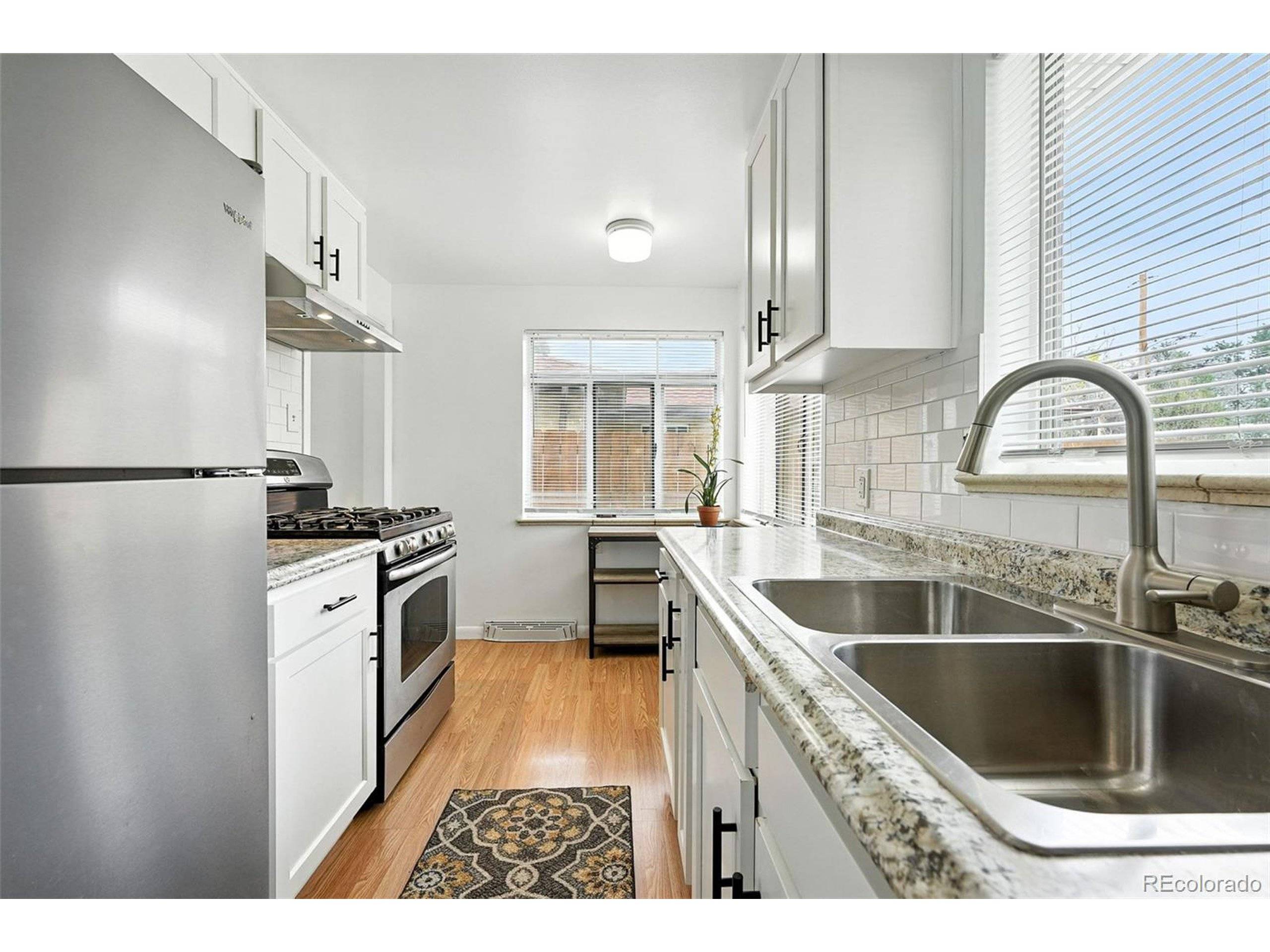 Denver, CO 80220,1924 Yosemite St