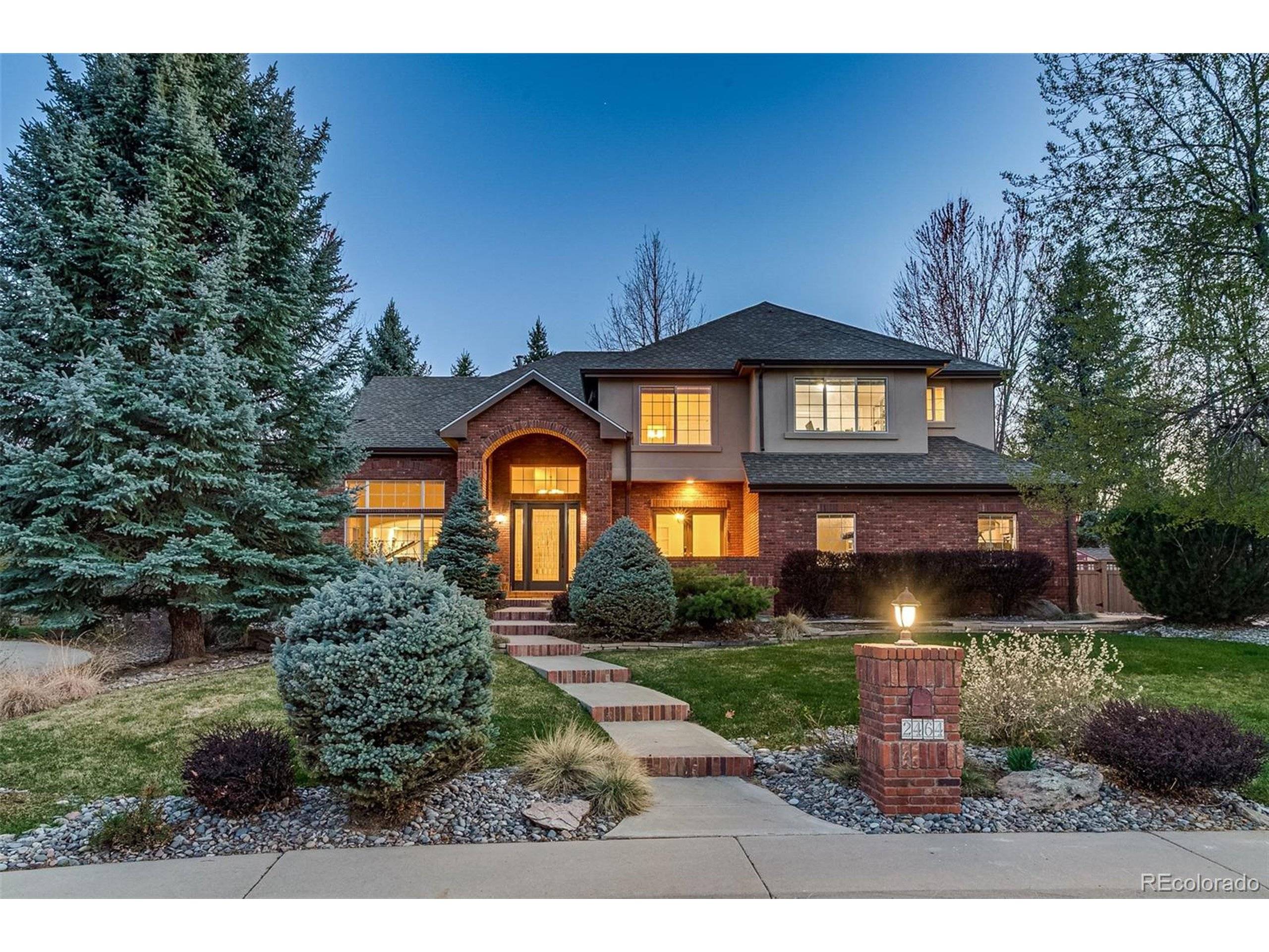 Lafayette, CO 80026,2464 Ginny Way