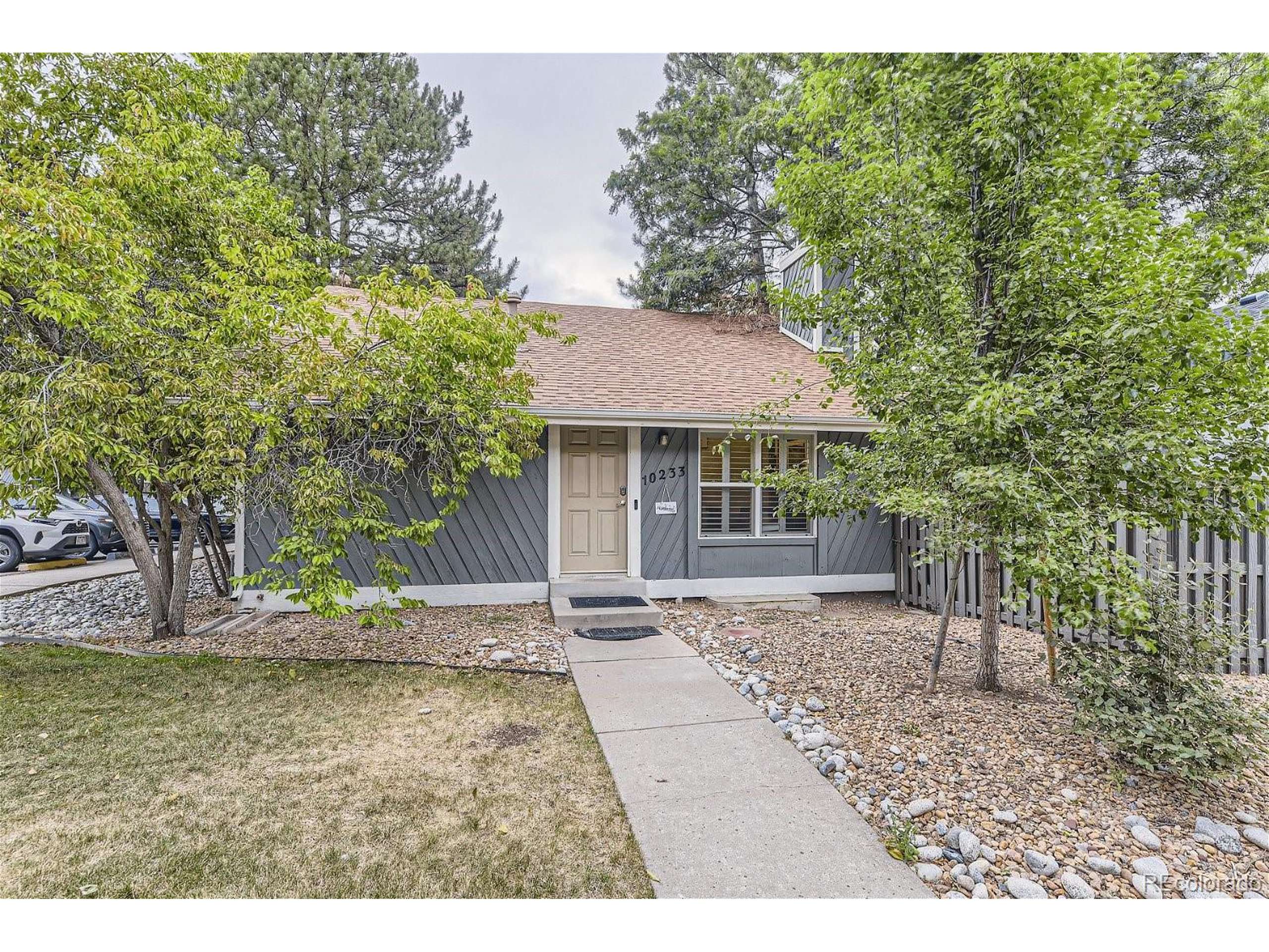 Englewood, CO 80111,10233 E Peakview Ave