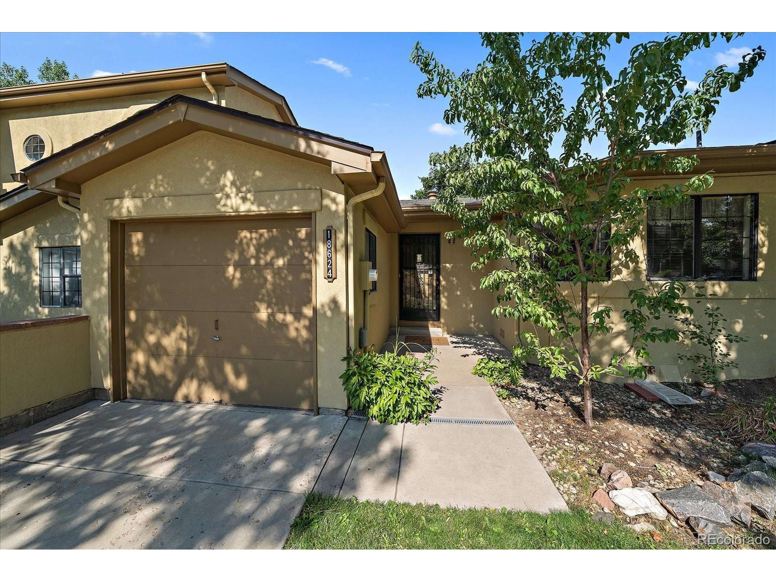 Aurora, CO 80015,18624 E Layton Pl