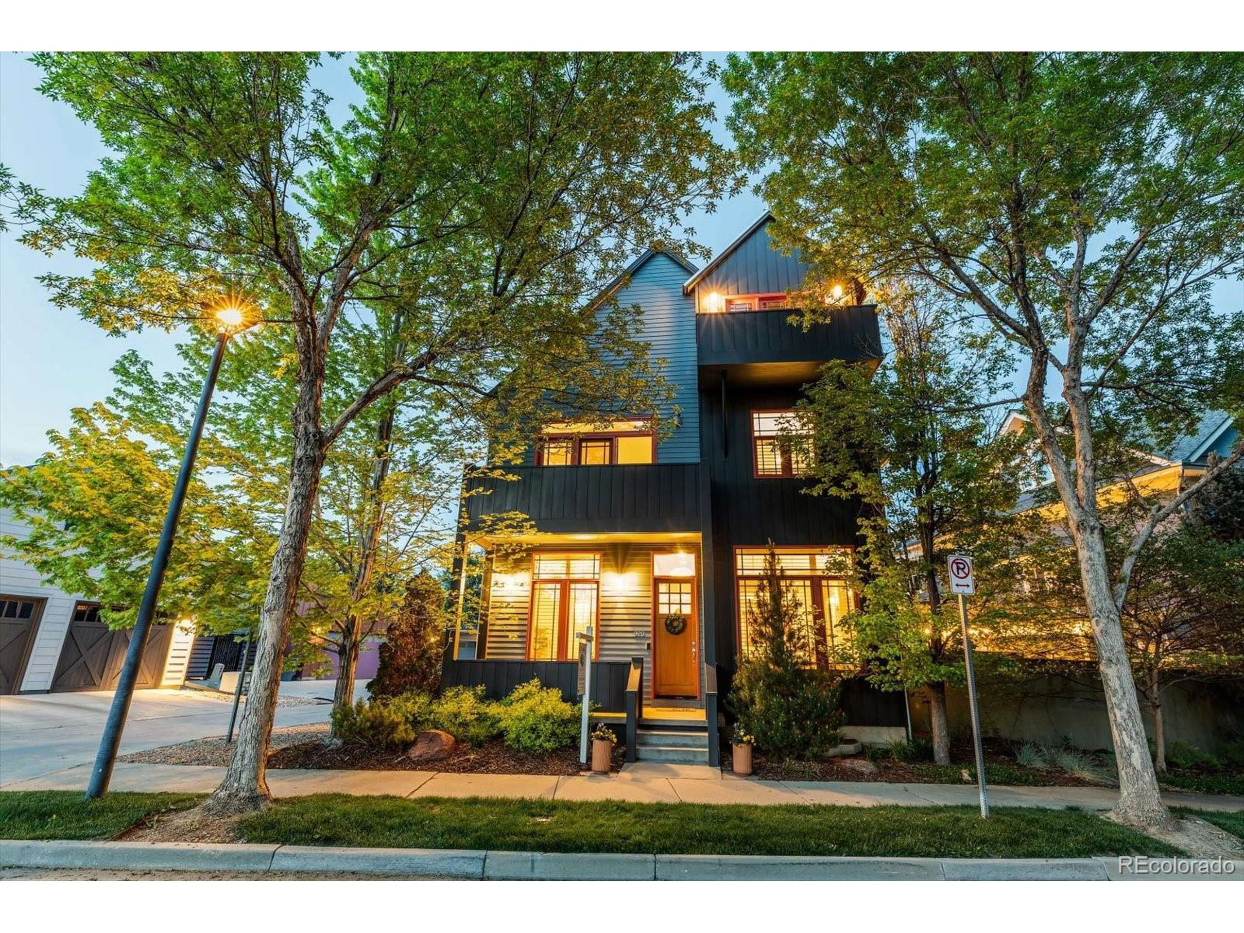 Longmont, CO 80504,920 Neon Forest Cir