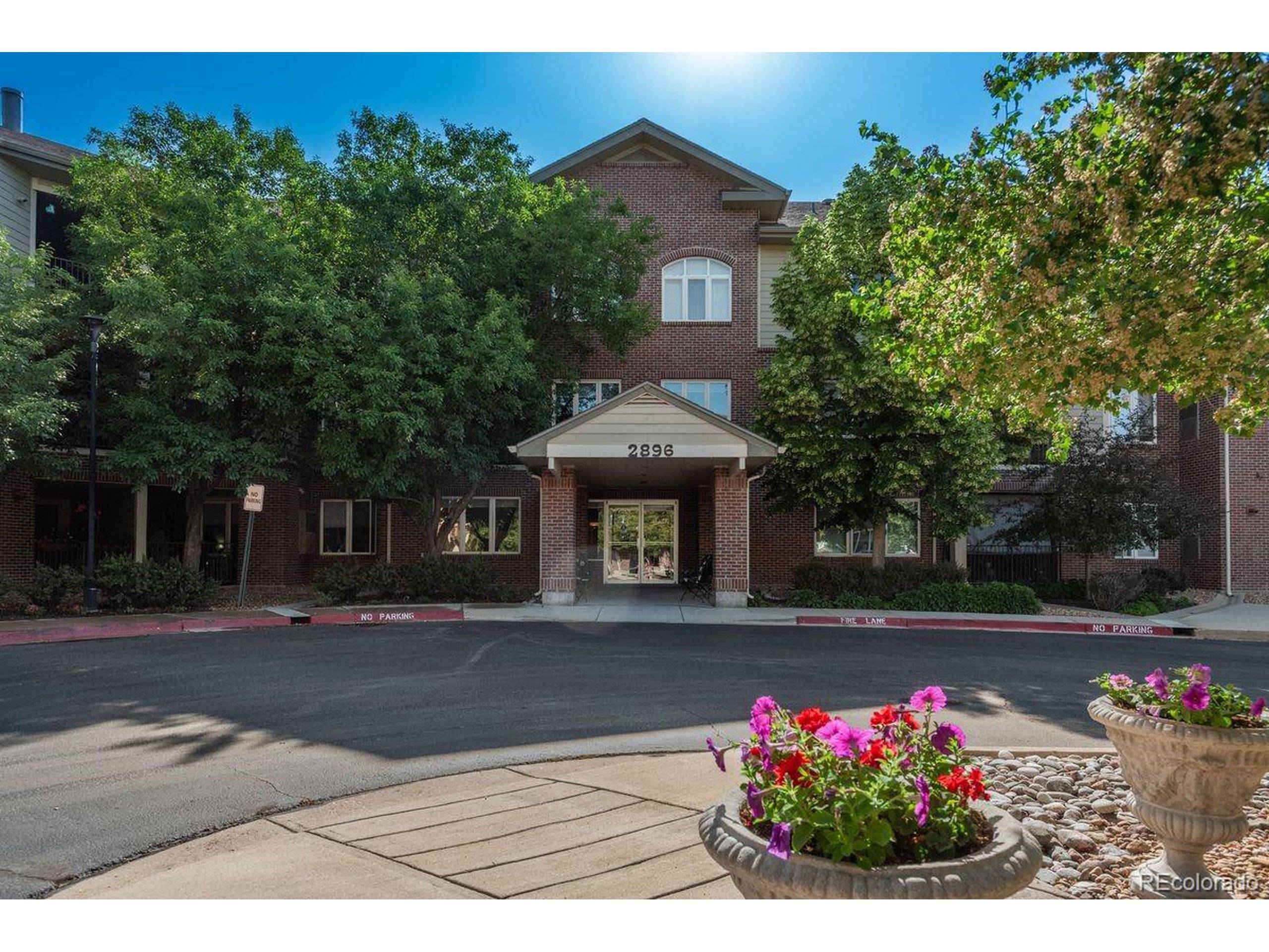 Littleton, CO 80123,2896 W Riverwalk Cir #204