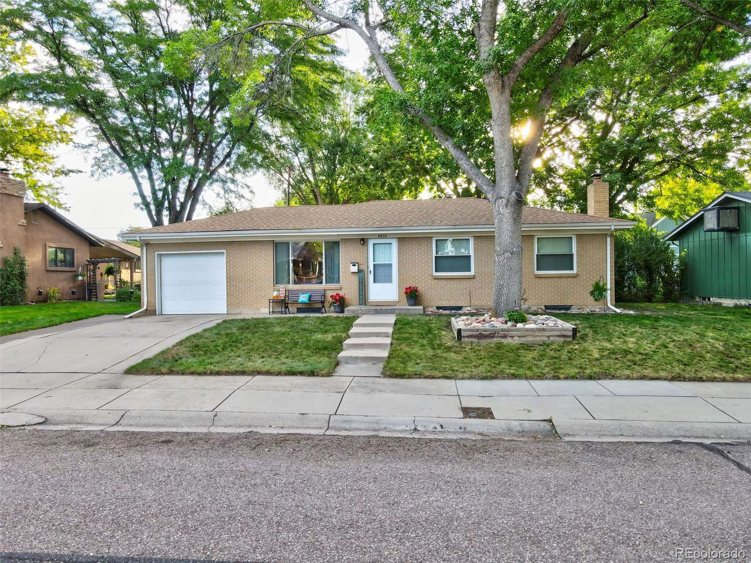 Colorado Springs, CO 80907,2857 Jon St