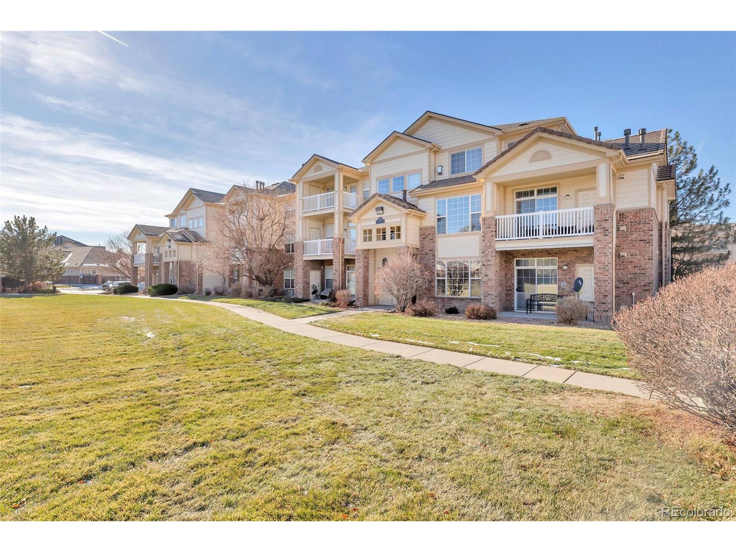 Aurora, CO 80019,5726 N Genoa Way #10-106