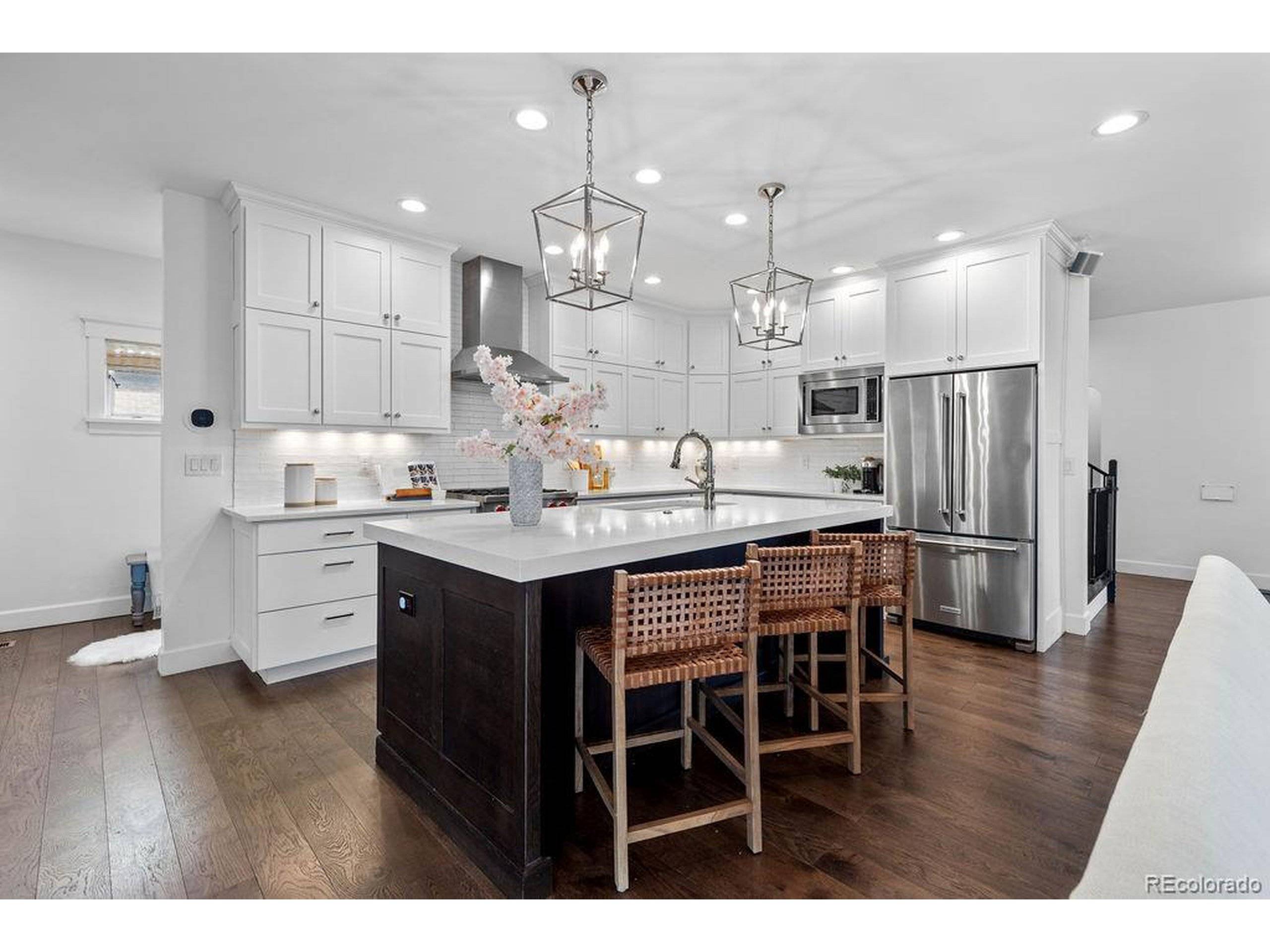 Denver, CO 80220,1243 Elm St