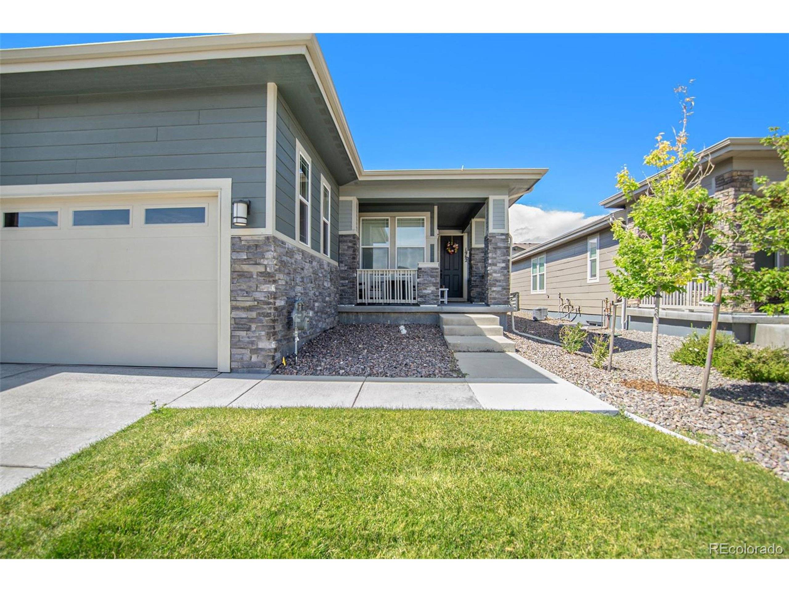 Castle Pines, CO 80108,1962 Canyonpoint Ln