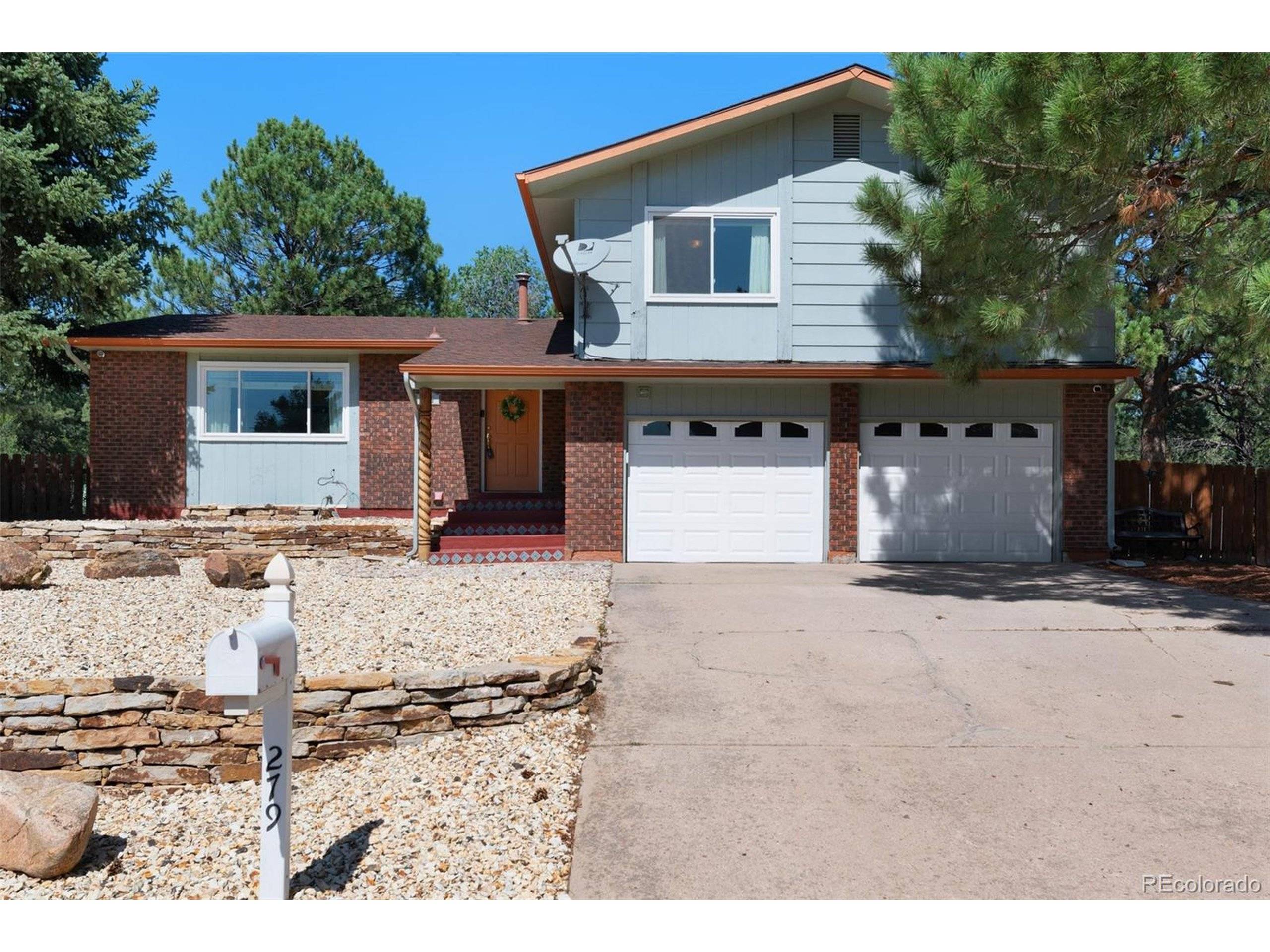 Colorado Springs, CO 80919,279 Dolomite Dr