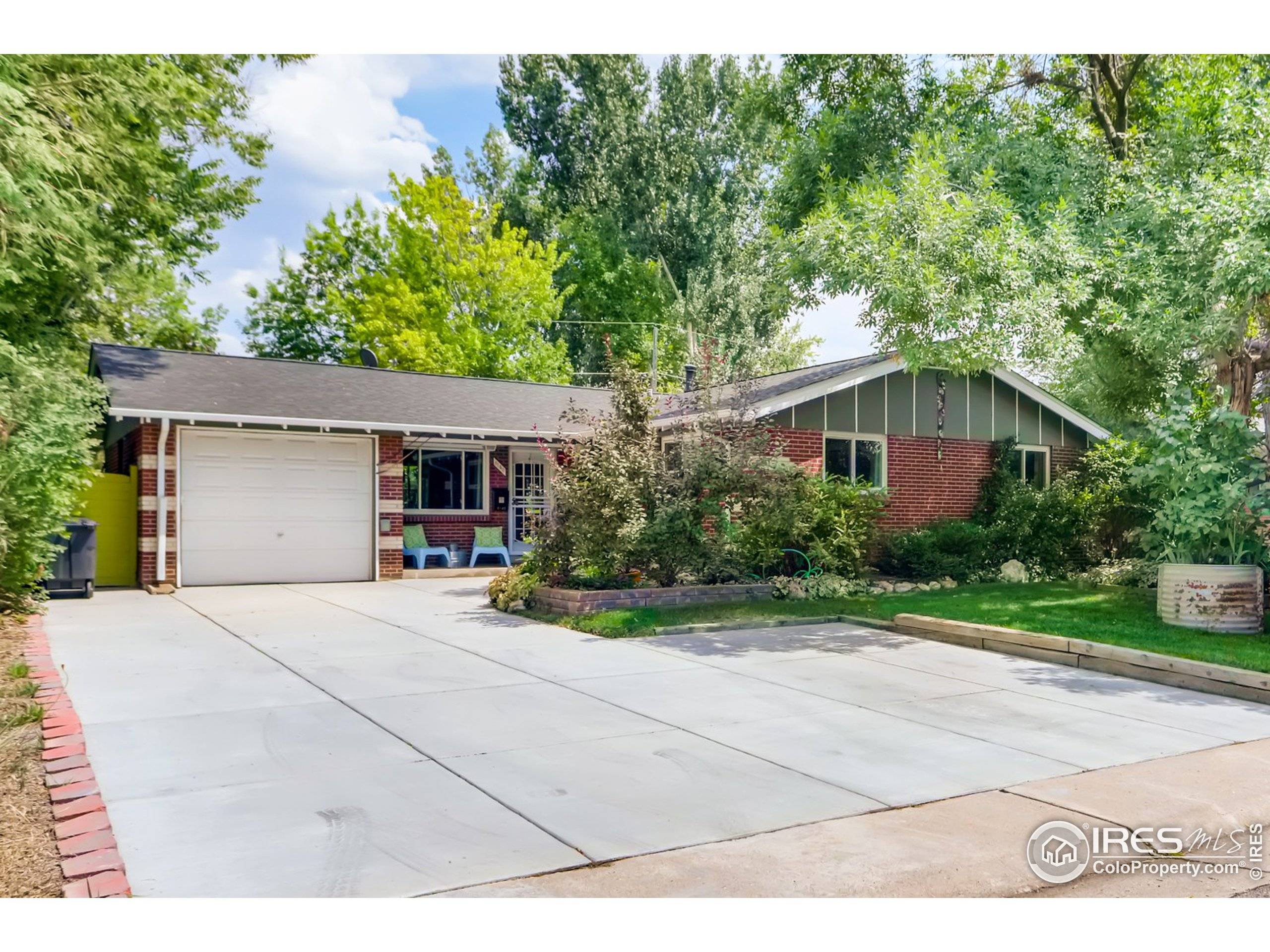 Arvada, CO 80004,6140 Garland St