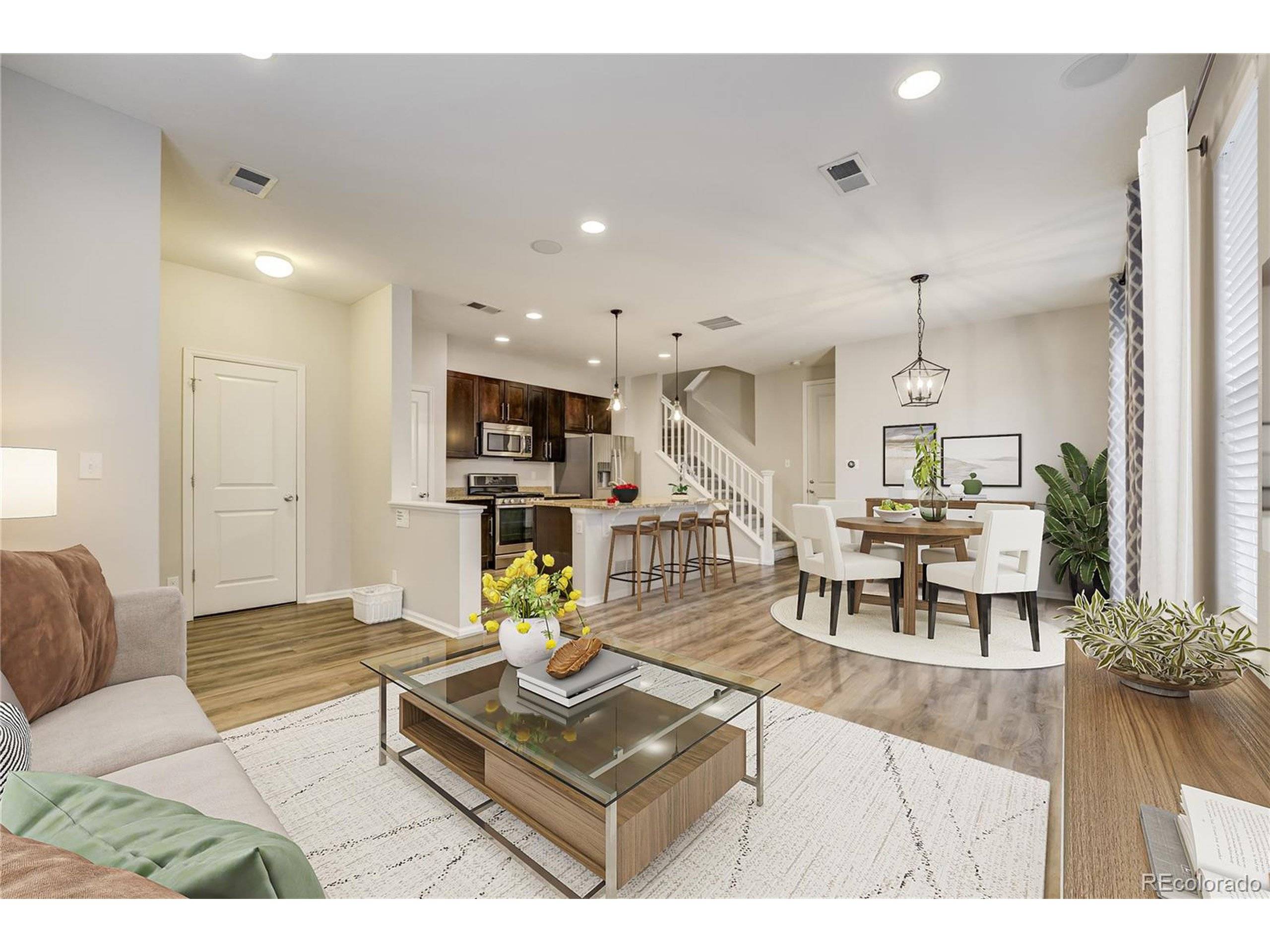 Denver, CO 80238,3386 Valentia St