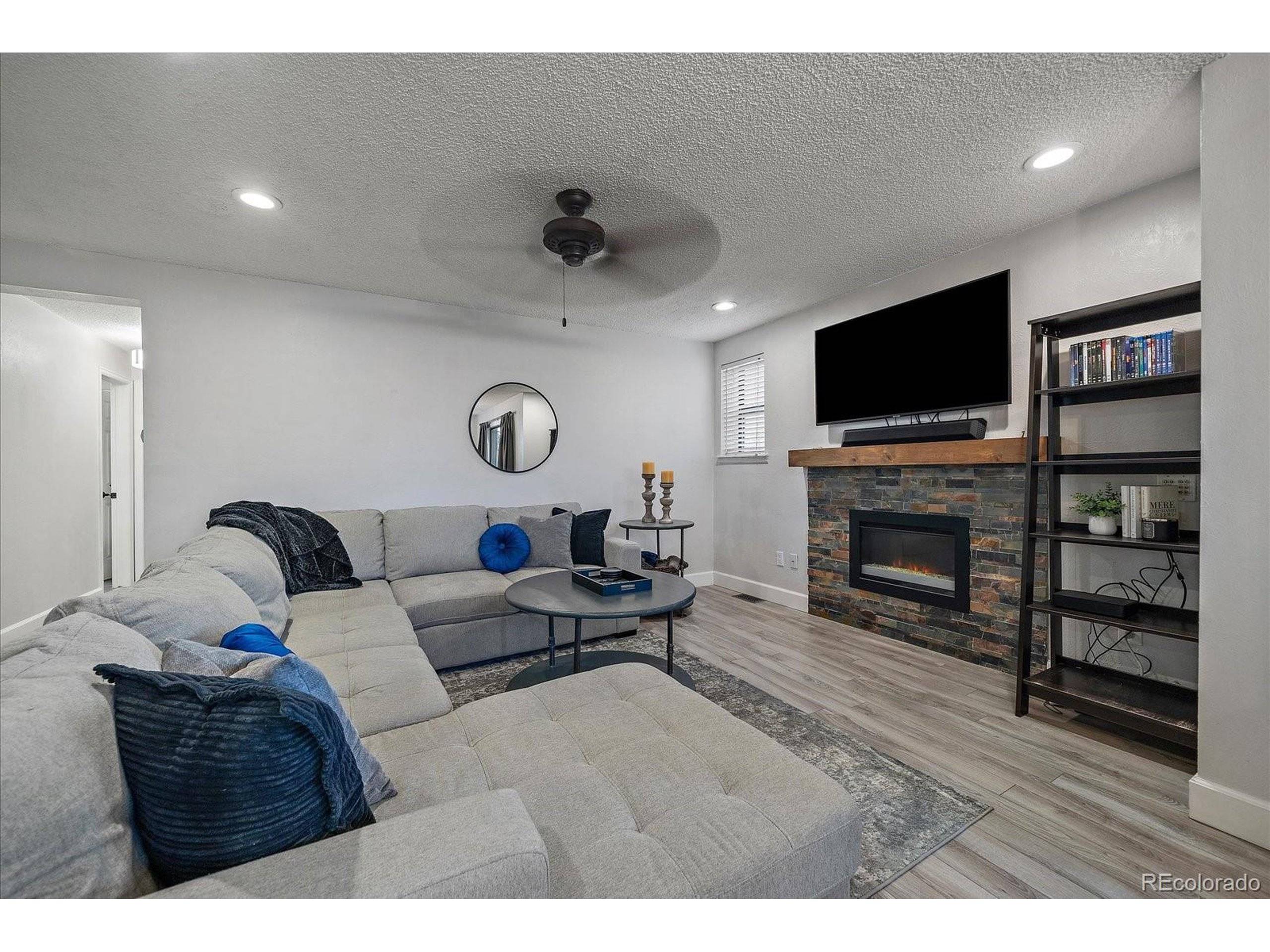 Littleton, CO 80128,6705 S Field St #801