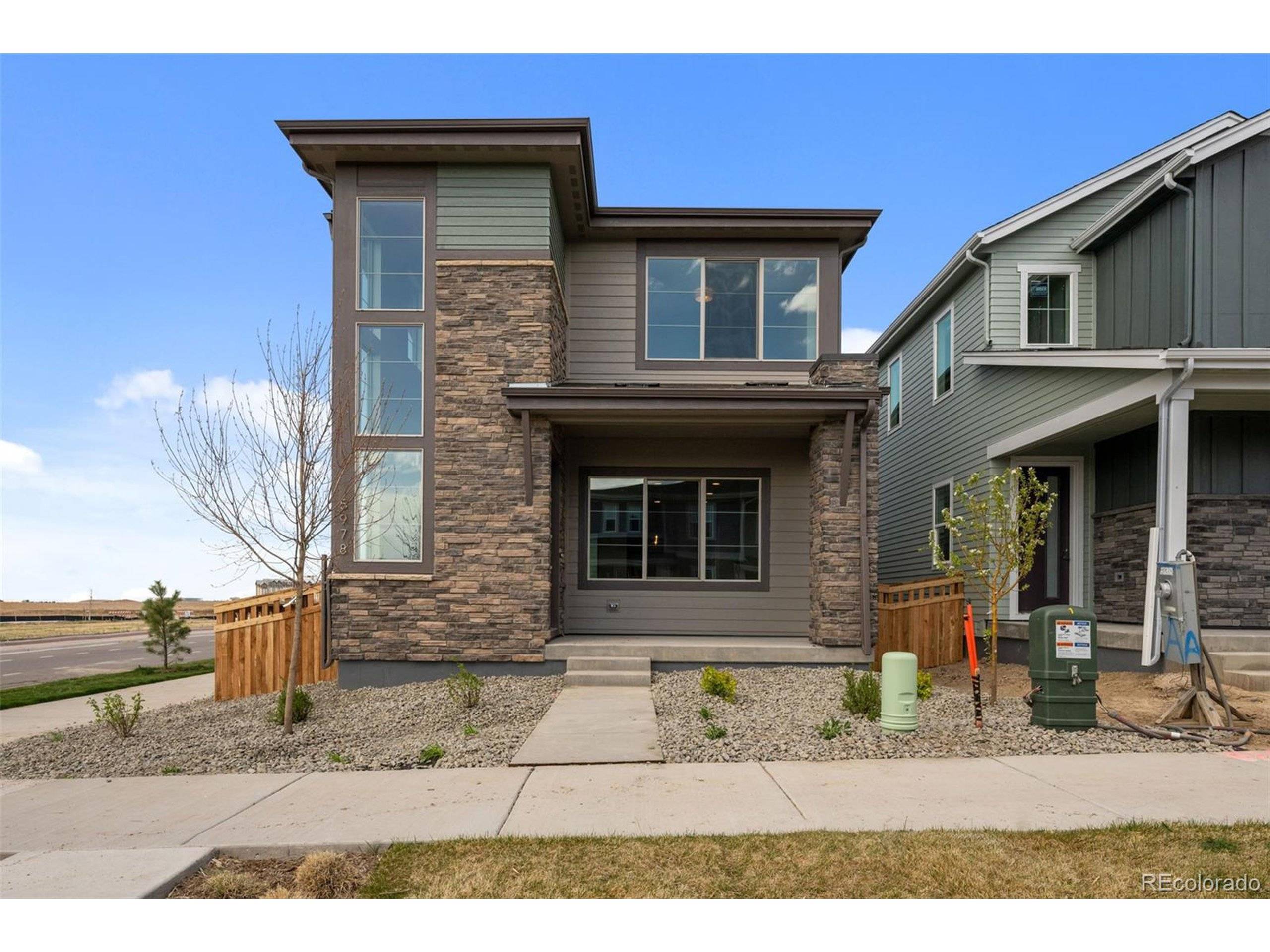 Aurora, CO 80019,21044 E 63rd Dr