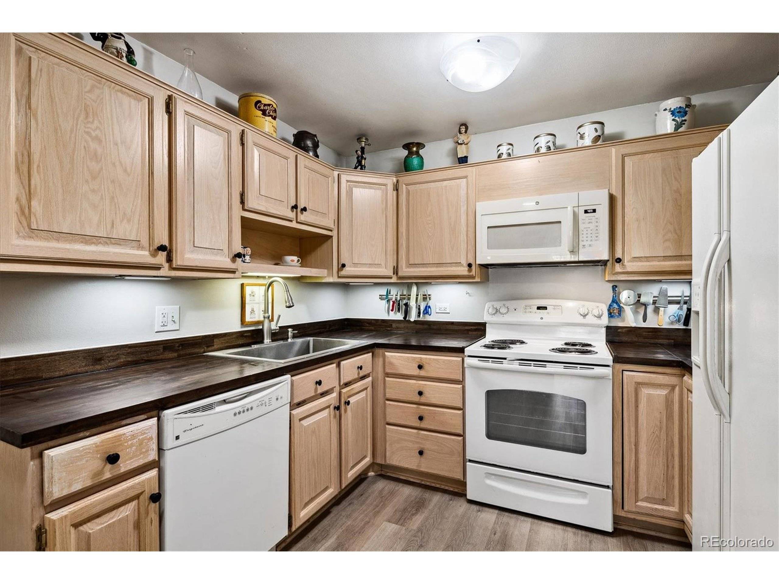 Denver, CO 80247,675 S Alton Way #7A