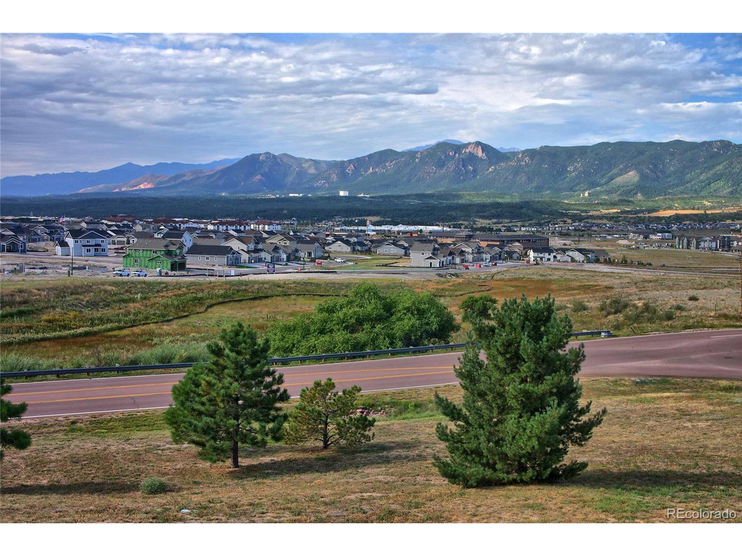 Monument, CO 80132,17004 Blue Mist Grv