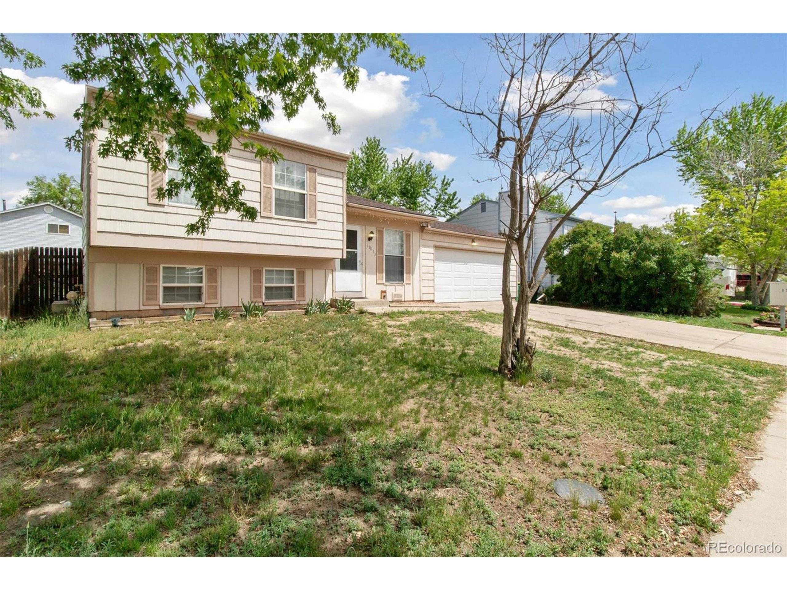 Aurora, CO 80011,19053 E 22nd Dr