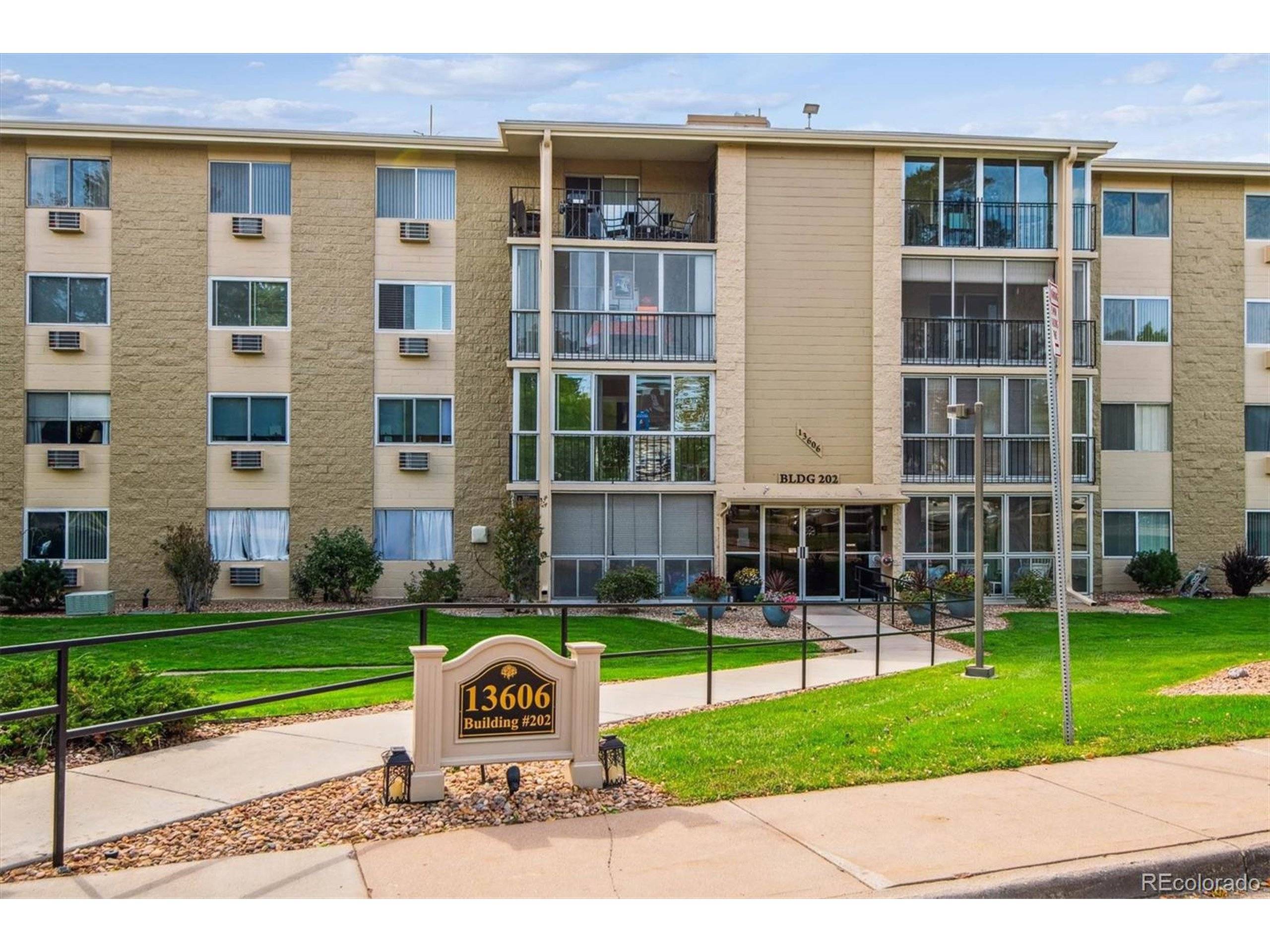 Aurora, CO 80014,13606 E Bates Ave #208