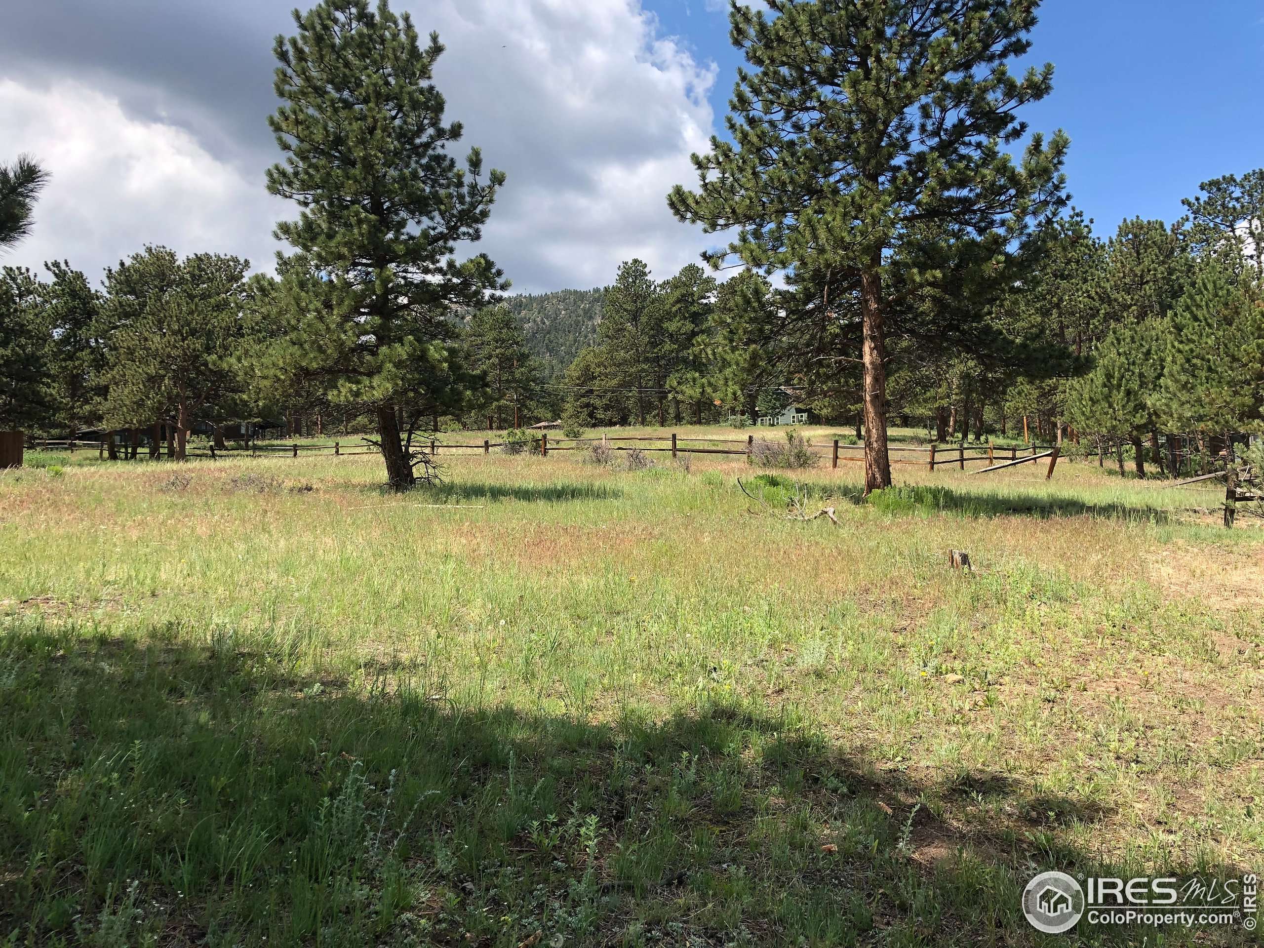 Estes Park, CO 80517,0 Saint Vrain Ln