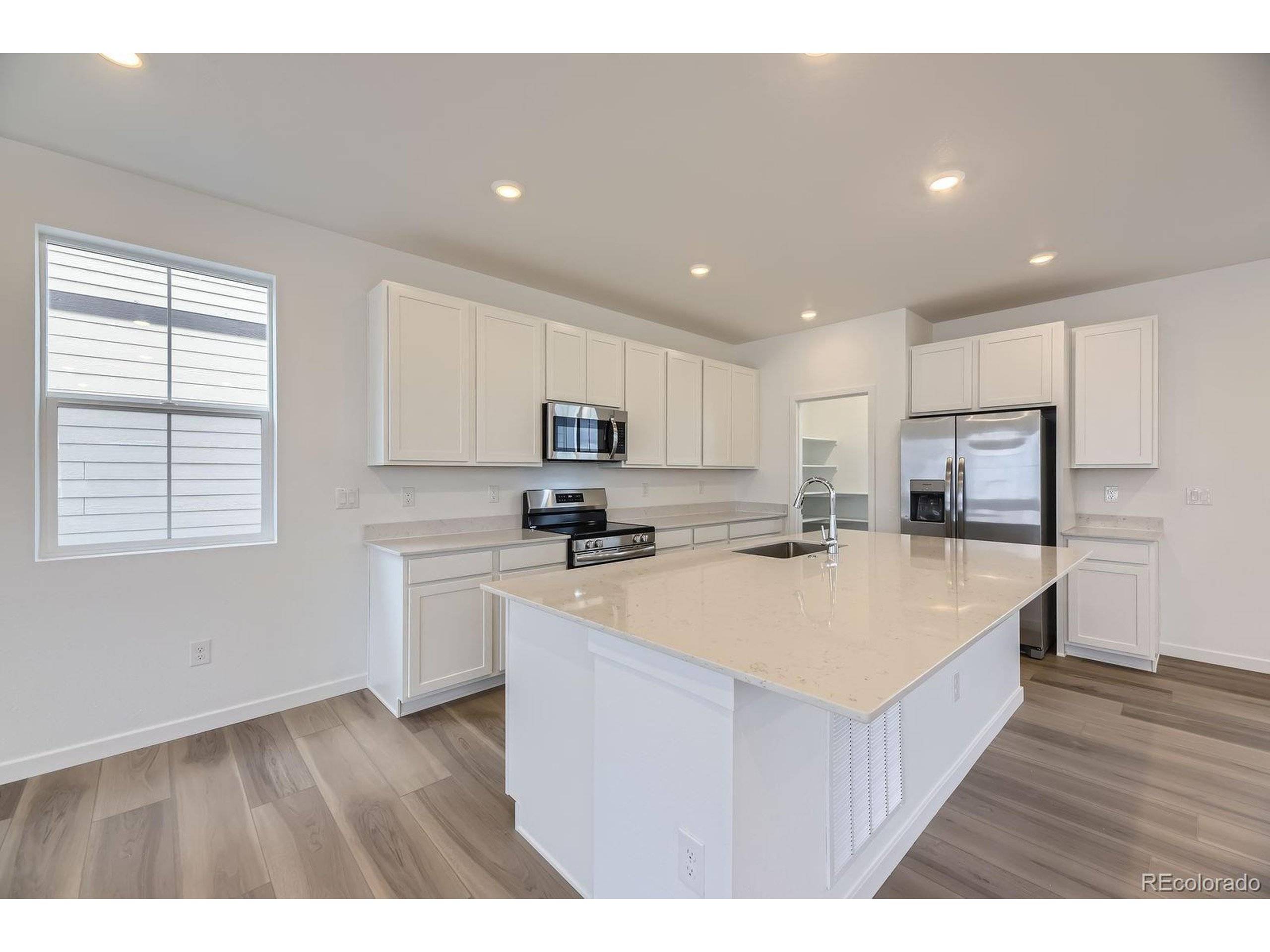 Littleton, CO 80125,7321 Waterleaf Trl